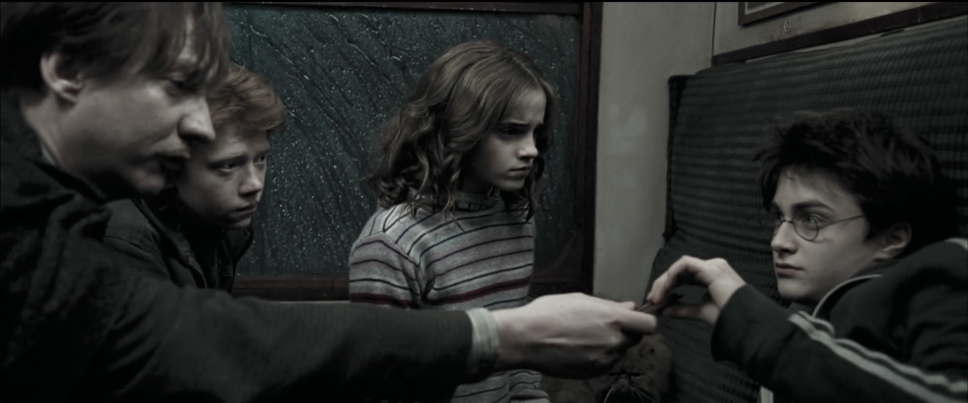 EmmaWatsonFan_dot_nl-HarryPotterAndThePrisonerOfAzkaban0429.jpg