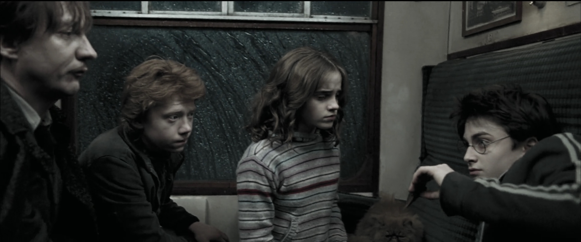 EmmaWatsonFan_dot_nl-HarryPotterAndThePrisonerOfAzkaban0430.jpg