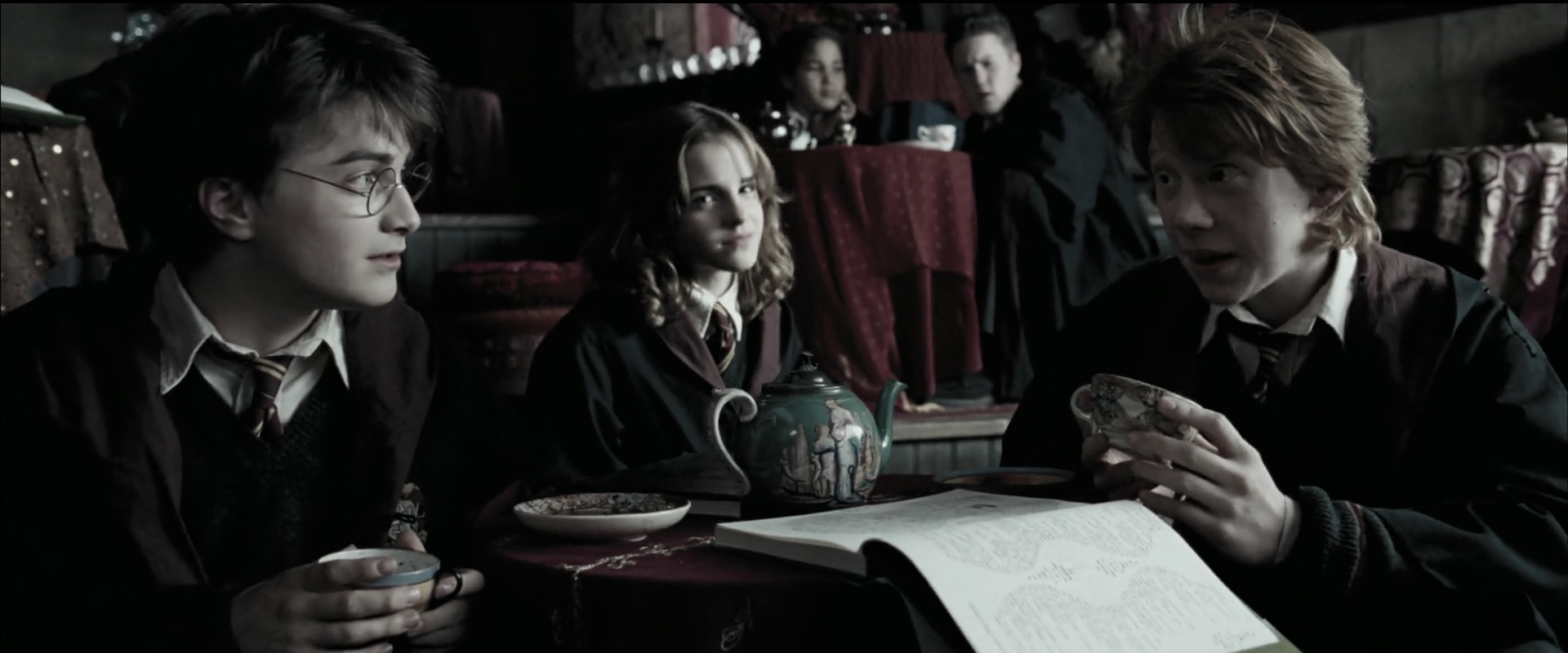 EmmaWatsonFan_dot_nl-HarryPotterAndThePrisonerOfAzkaban0891.jpg
