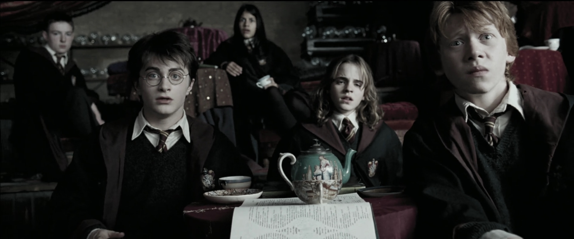 EmmaWatsonFan_dot_nl-HarryPotterAndThePrisonerOfAzkaban0896.jpg