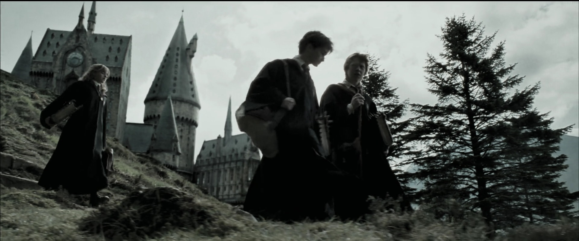 EmmaWatsonFan_dot_nl-HarryPotterAndThePrisonerOfAzkaban0942.jpg EmmaWatsonFan_dot_nl-HarryPotterAndThePrisonerOfAzkaban0942.jpg