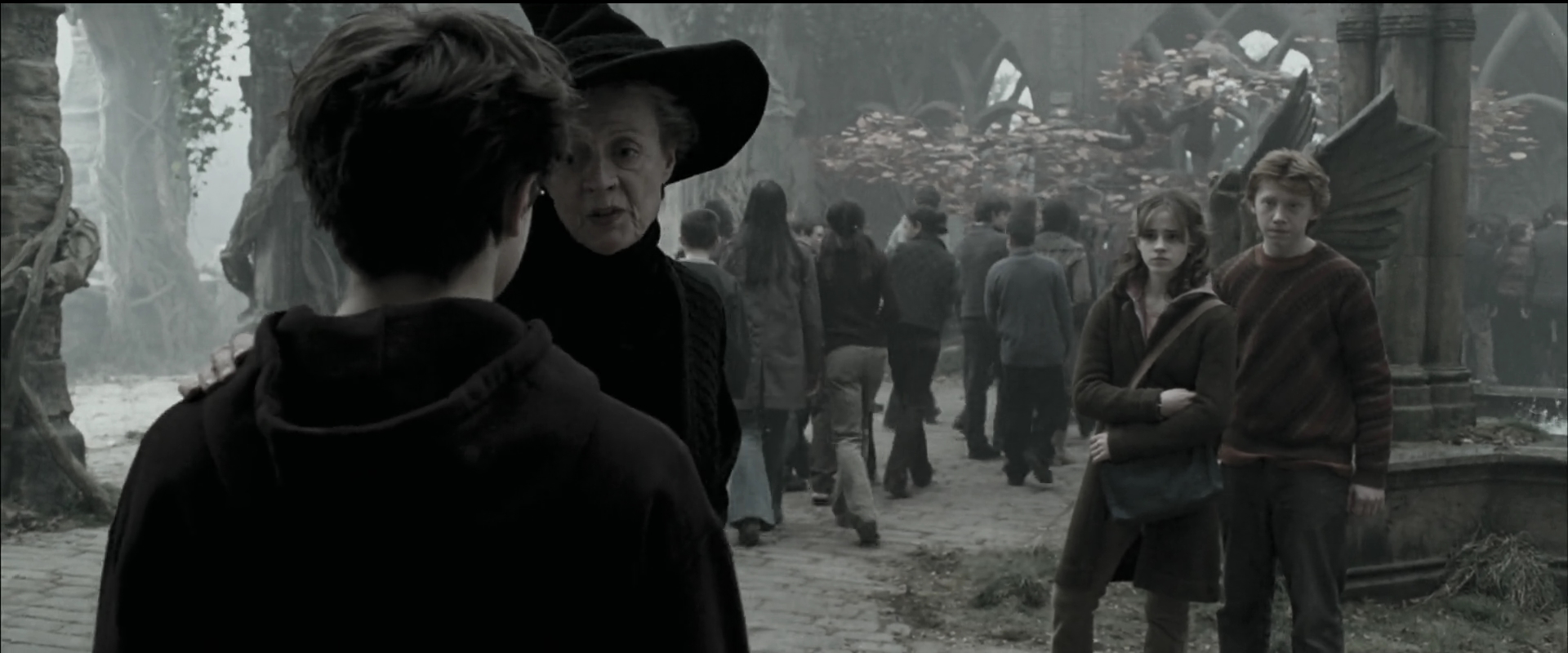 EmmaWatsonFan_dot_nl-HarryPotterAndThePrisonerOfAzkaban1735.jpg EmmaWatsonFan_dot_nl-HarryPotterAndThePrisonerOfAzkaban1735.jpg