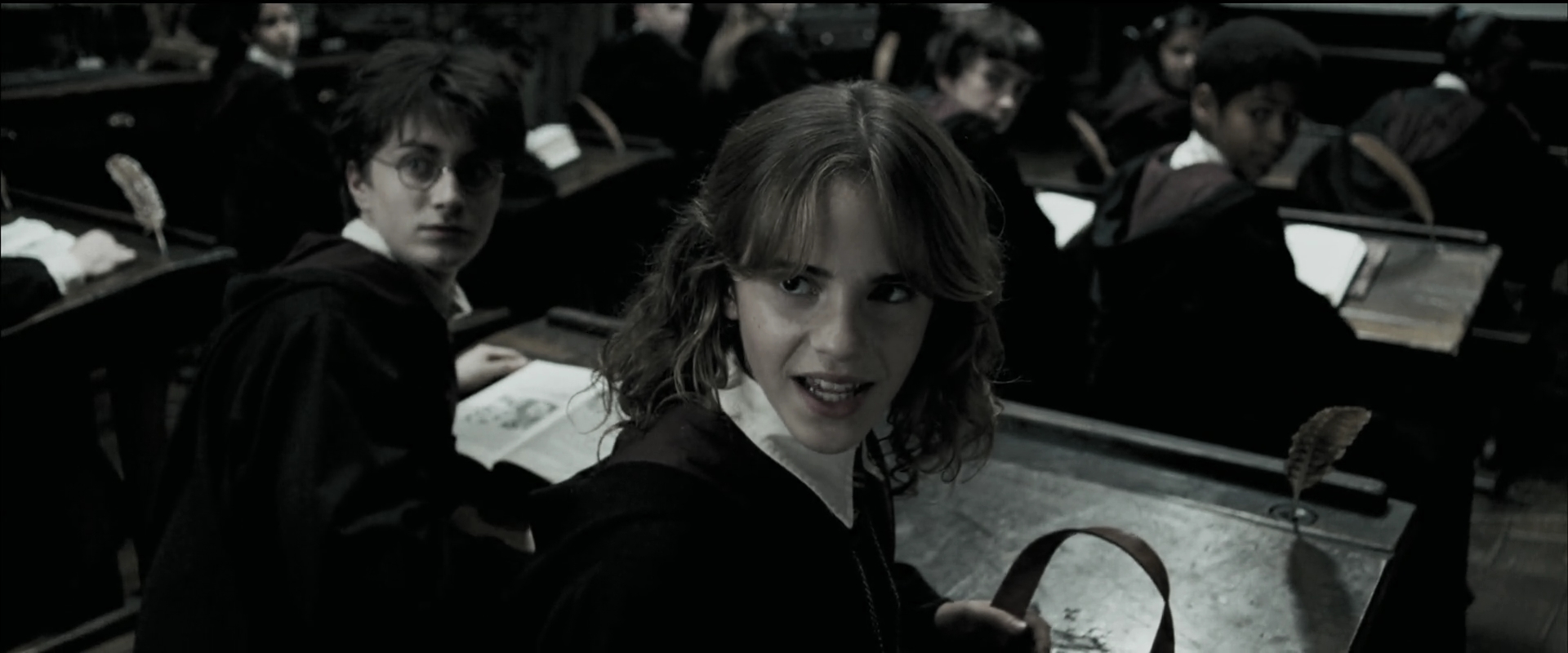 EmmaWatsonFan_dot_nl-HarryPotterAndThePrisonerOfAzkaban2149.jpg