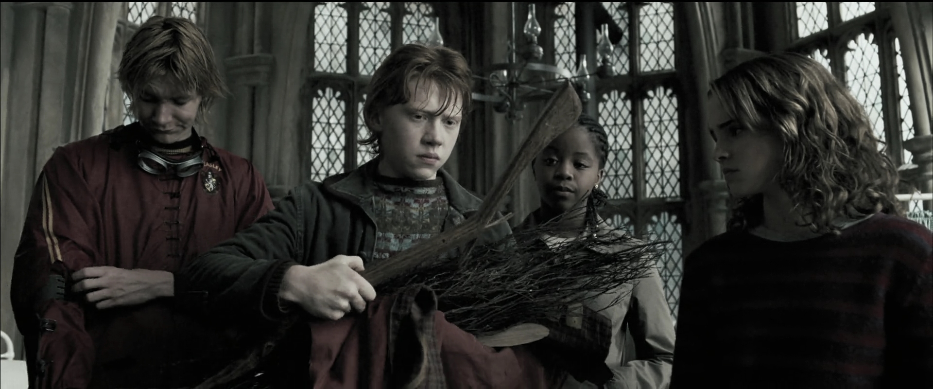 EmmaWatsonFan_dot_nl-HarryPotterAndThePrisonerOfAzkaban2438.jpg EmmaWatsonFan_dot_nl-HarryPotterAndThePrisonerOfAzkaban2438.jpg