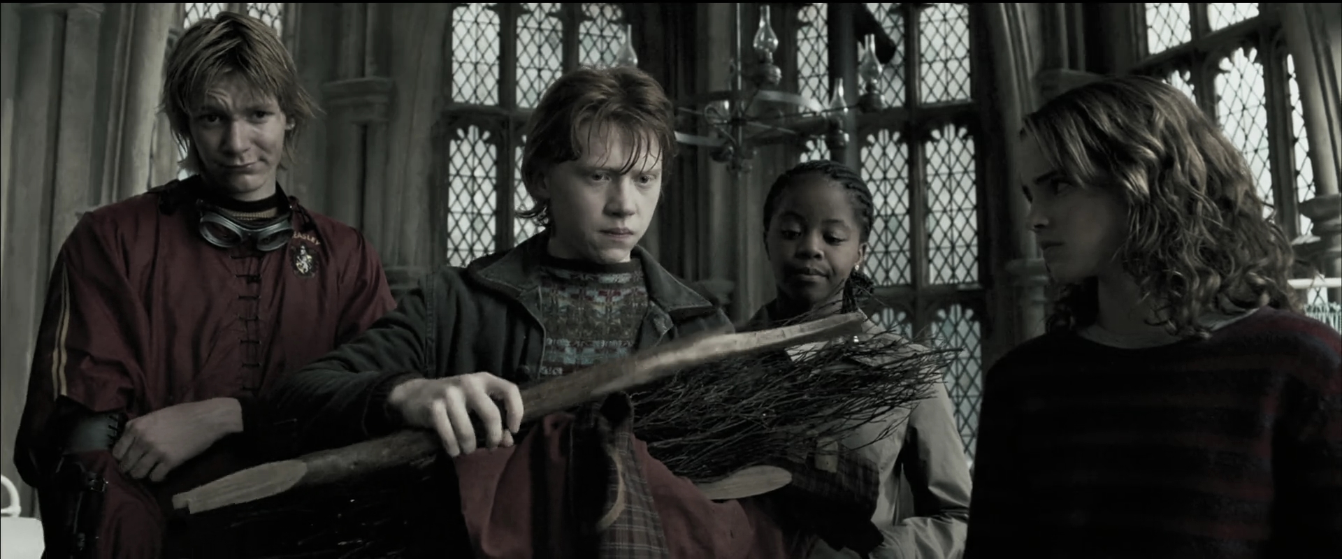 EmmaWatsonFan_dot_nl-HarryPotterAndThePrisonerOfAzkaban2439.jpg EmmaWatsonFan_dot_nl-HarryPotterAndThePrisonerOfAzkaban2439.jpg