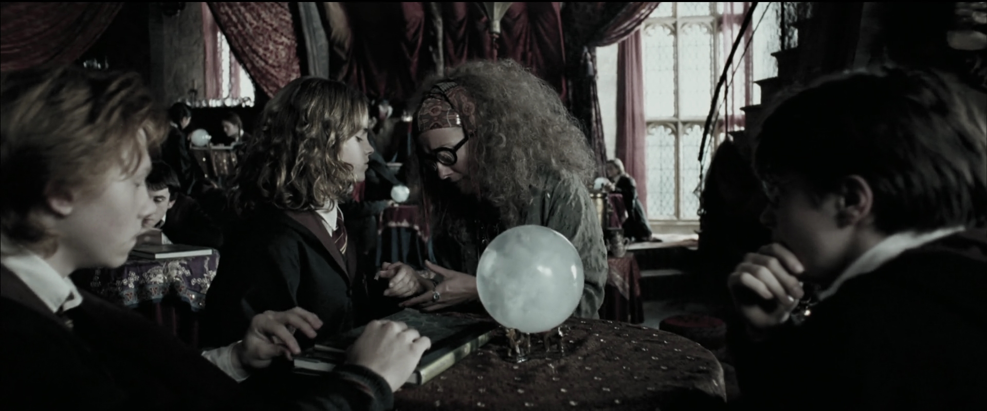 EmmaWatsonFan_dot_nl-HarryPotterAndThePrisonerOfAzkaban3741.jpg EmmaWatsonFan_dot_nl-HarryPotterAndThePrisonerOfAzkaban3741.jpg