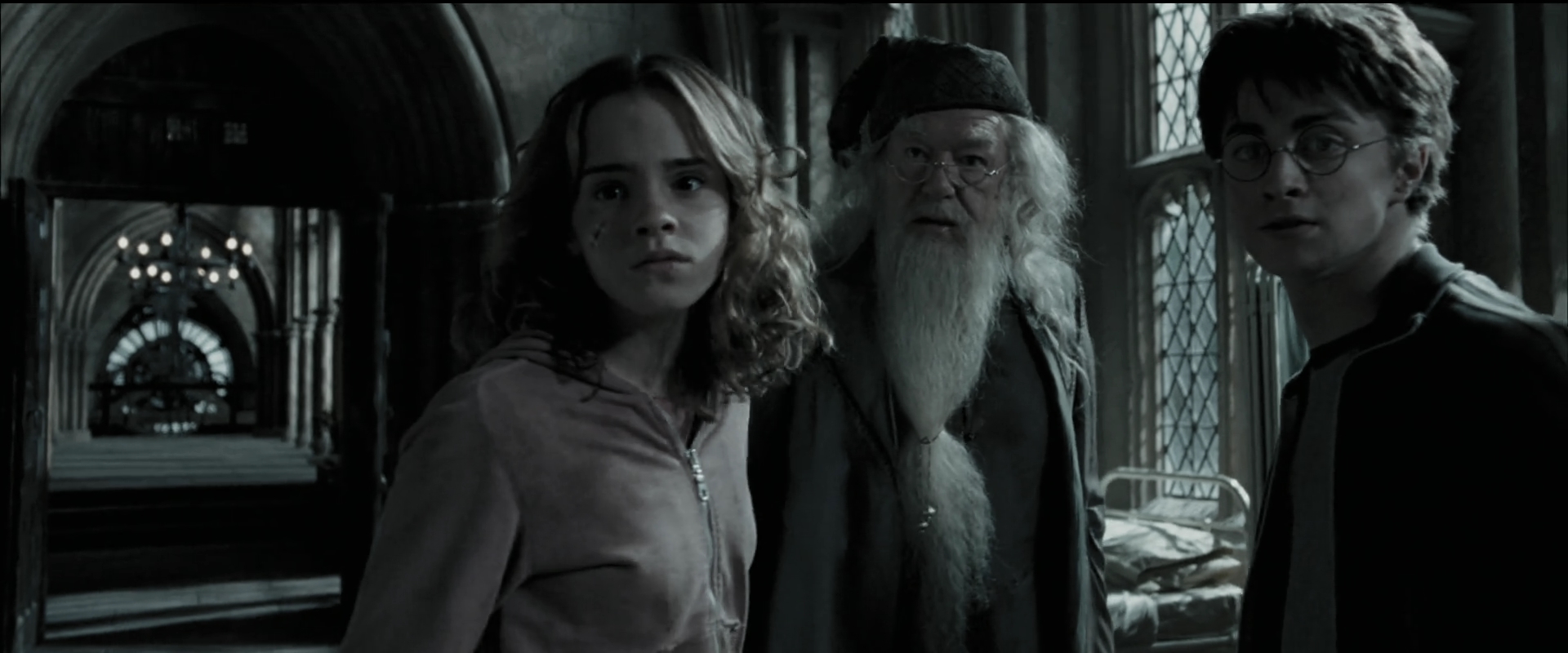 EmmaWatsonFan_dot_nl-HarryPotterAndThePrisonerOfAzkaban5275.jpg EmmaWatsonFan_dot_nl-HarryPotterAndThePrisonerOfAzkaban5275.jpg