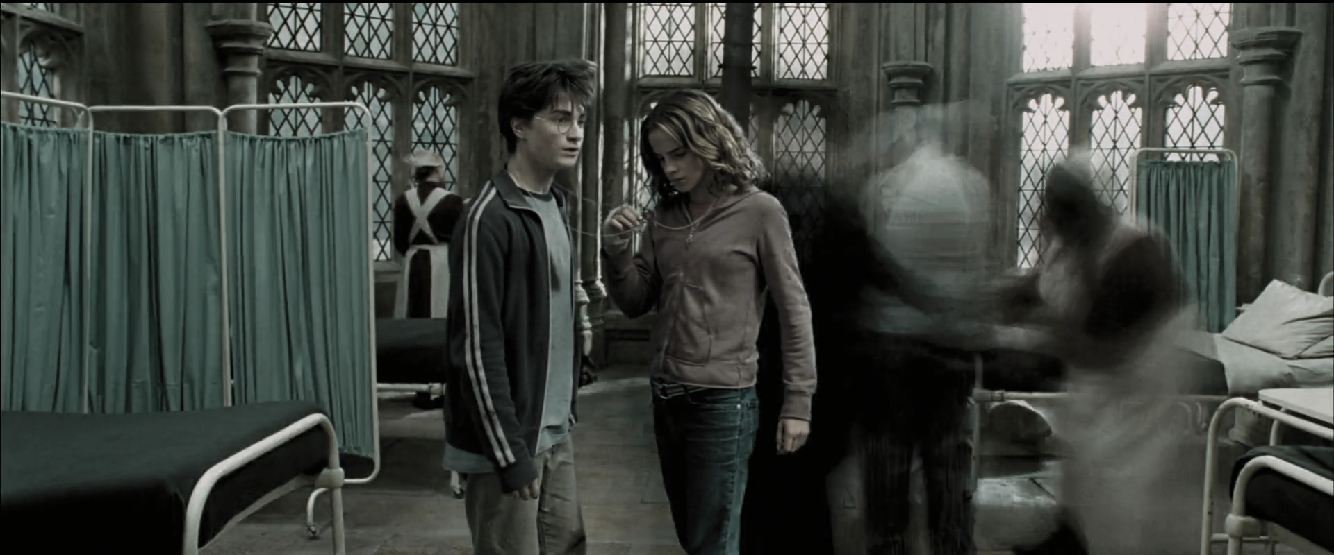 EmmaWatsonFan_dot_nl-HarryPotterAndThePrisonerOfAzkaban5386.jpg