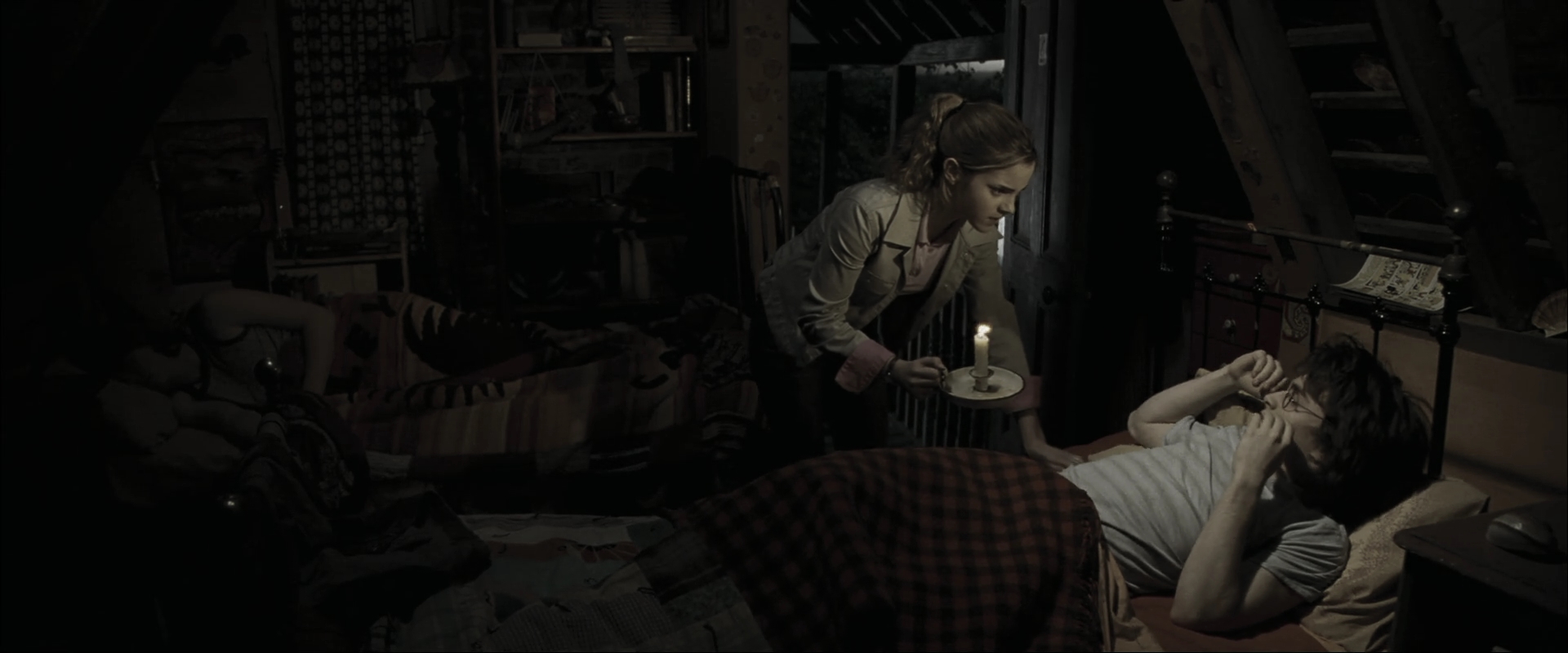 EmmaWatsonFan_dot_nl-HarryPotterAndTheGobletOfFire0213.jpg EmmaWatsonFan_dot_nl-HarryPotterAndTheGobletOfFire0213.jpg