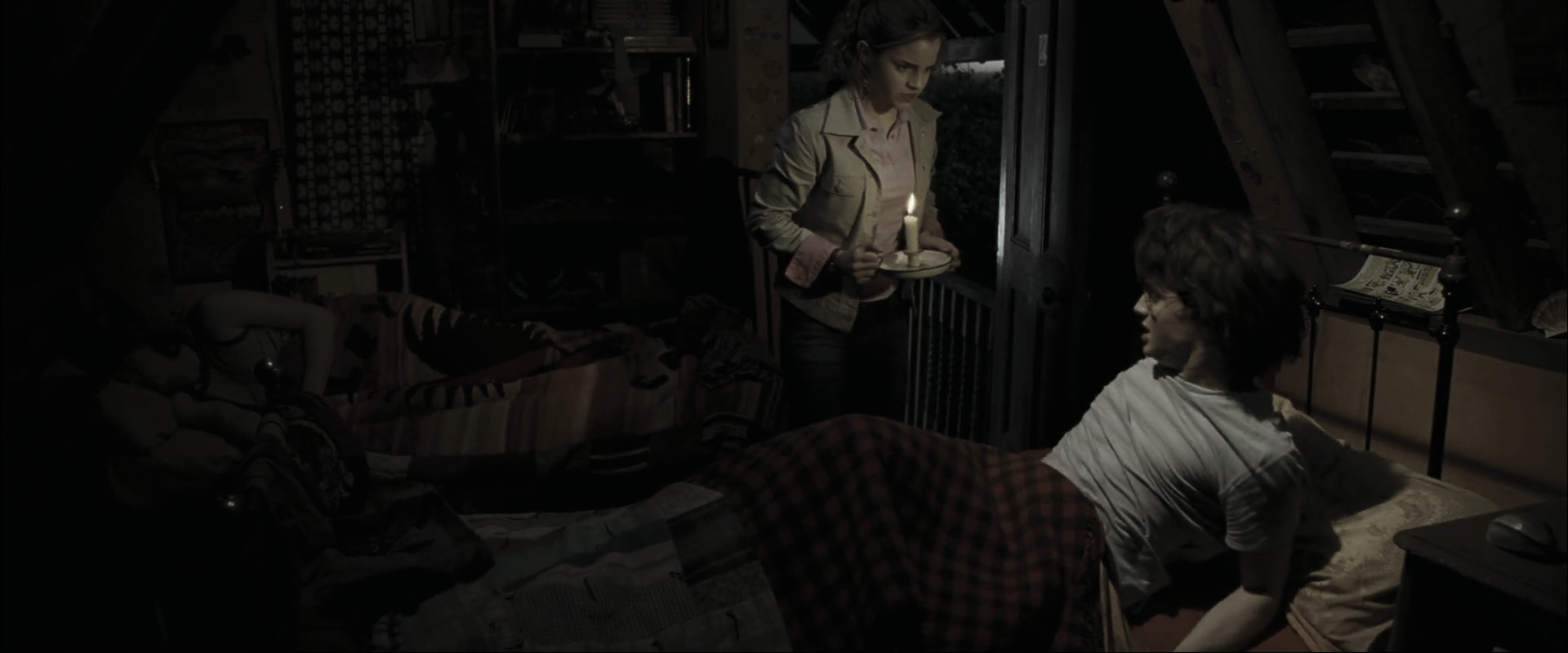 EmmaWatsonFan_dot_nl-HarryPotterAndTheGobletOfFire0215.jpg EmmaWatsonFan_dot_nl-HarryPotterAndTheGobletOfFire0215.jpg