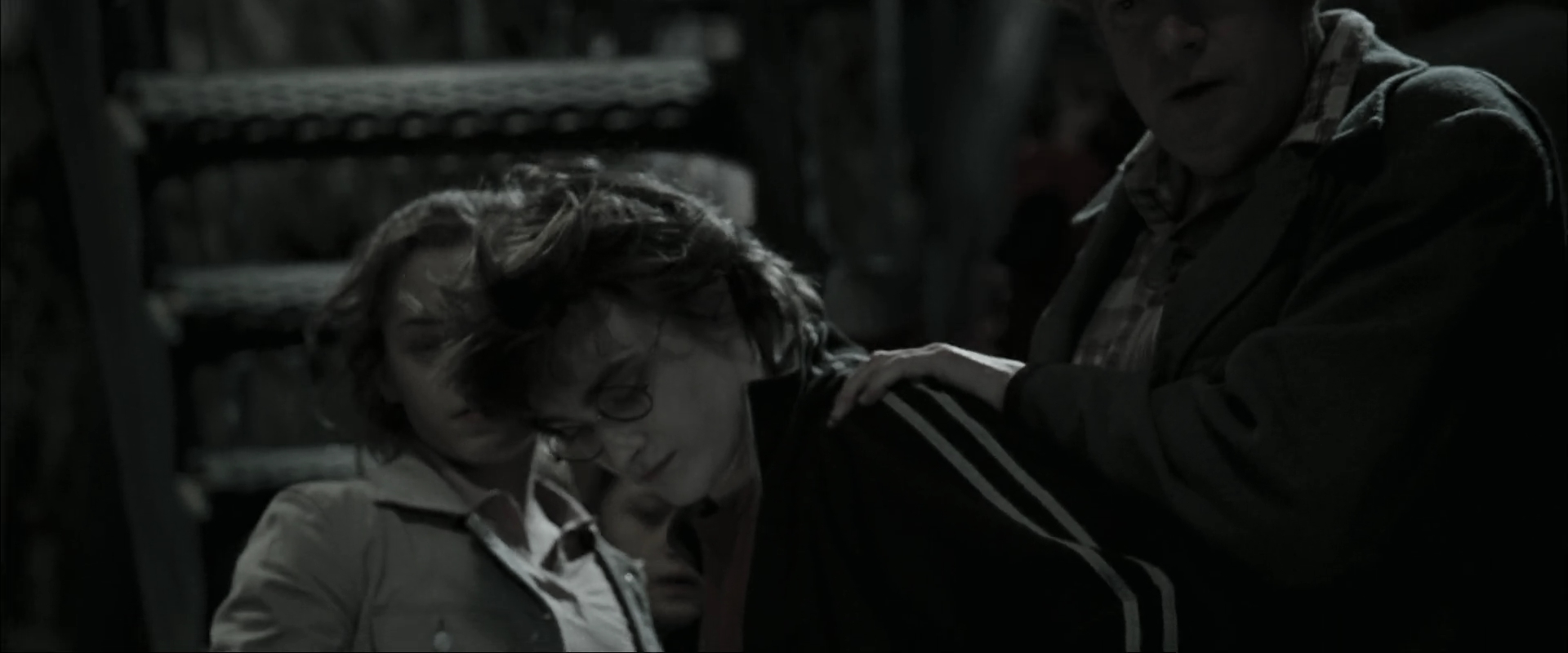 EmmaWatsonFan_dot_nl-HarryPotterAndTheGobletOfFire0450.jpg EmmaWatsonFan_dot_nl-HarryPotterAndTheGobletOfFire0450.jpg