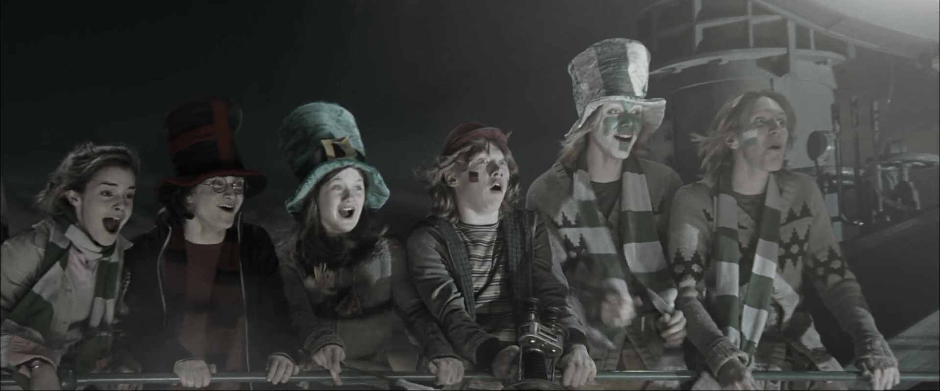 EmmaWatsonFan_dot_nl-HarryPotterAndTheGobletOfFire0496.jpg EmmaWatsonFan_dot_nl-HarryPotterAndTheGobletOfFire0496.jpg