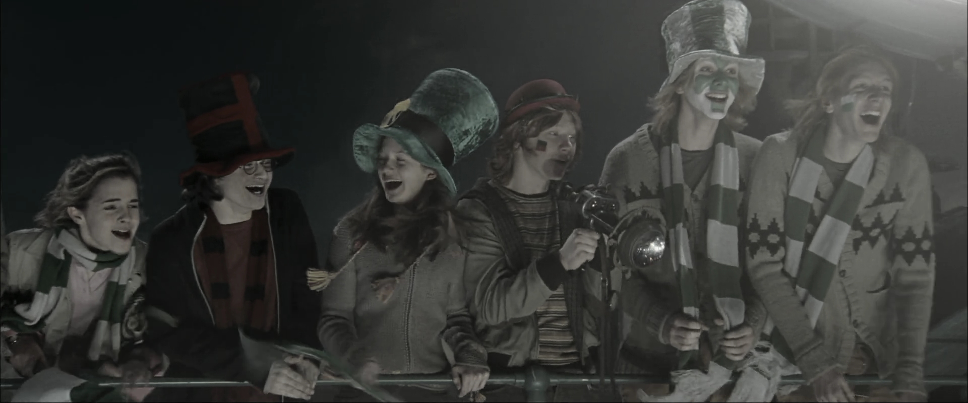 EmmaWatsonFan_dot_nl-HarryPotterAndTheGobletOfFire0519.jpg EmmaWatsonFan_dot_nl-HarryPotterAndTheGobletOfFire0519.jpg