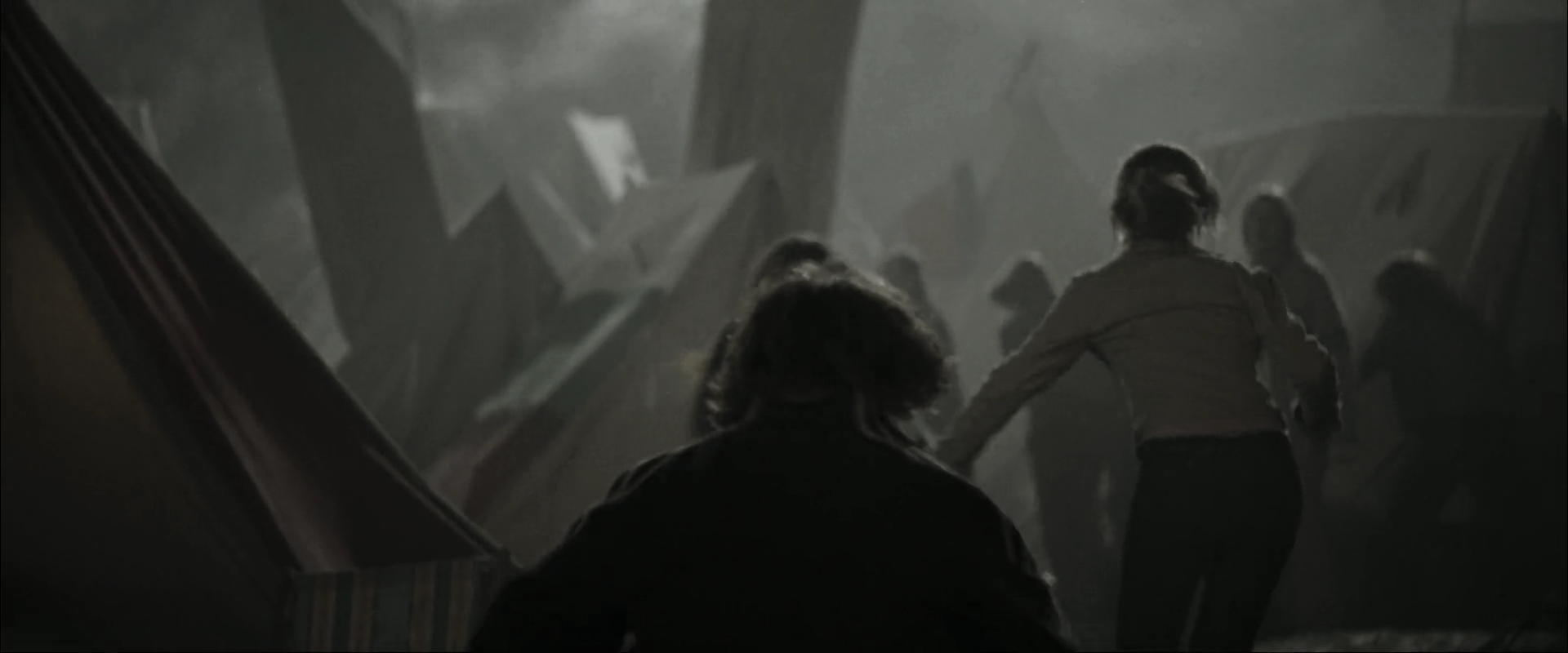 EmmaWatsonFan_dot_nl-HarryPotterAndTheGobletOfFire0609.jpg EmmaWatsonFan_dot_nl-HarryPotterAndTheGobletOfFire0609.jpg