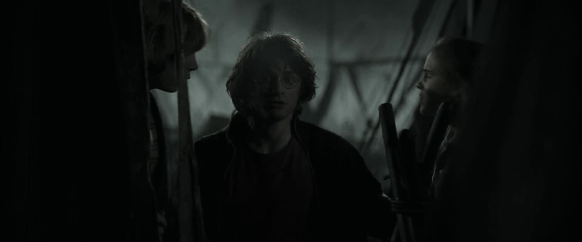 EmmaWatsonFan_dot_nl-HarryPotterAndTheGobletOfFire0713.jpg EmmaWatsonFan_dot_nl-HarryPotterAndTheGobletOfFire0713.jpg