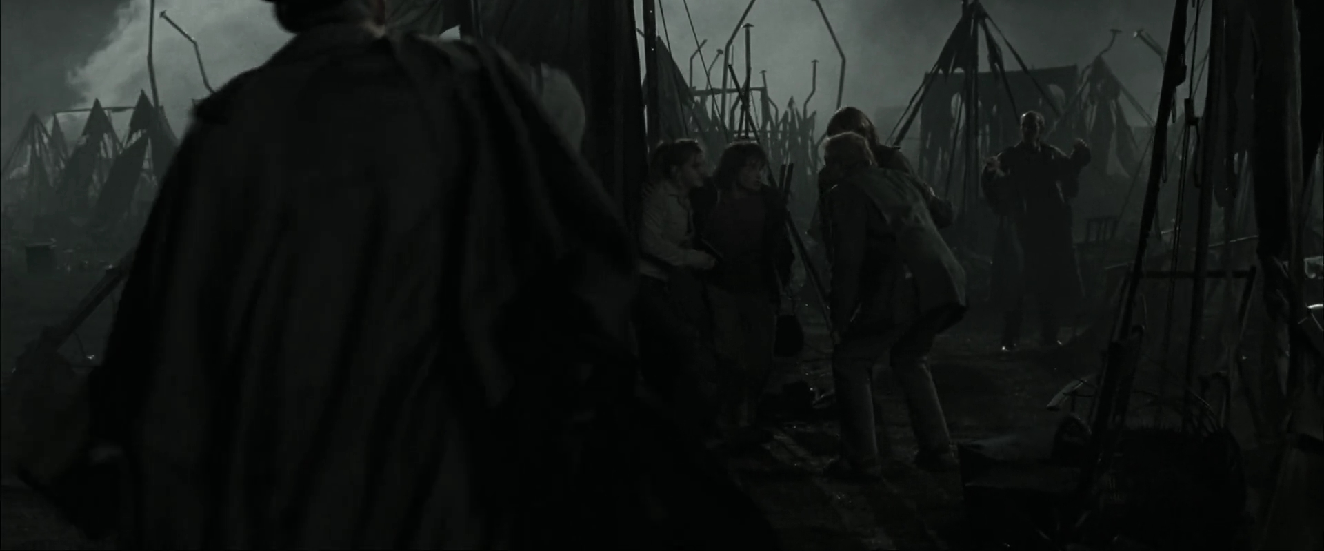 EmmaWatsonFan_dot_nl-HarryPotterAndTheGobletOfFire0729.jpg EmmaWatsonFan_dot_nl-HarryPotterAndTheGobletOfFire0729.jpg