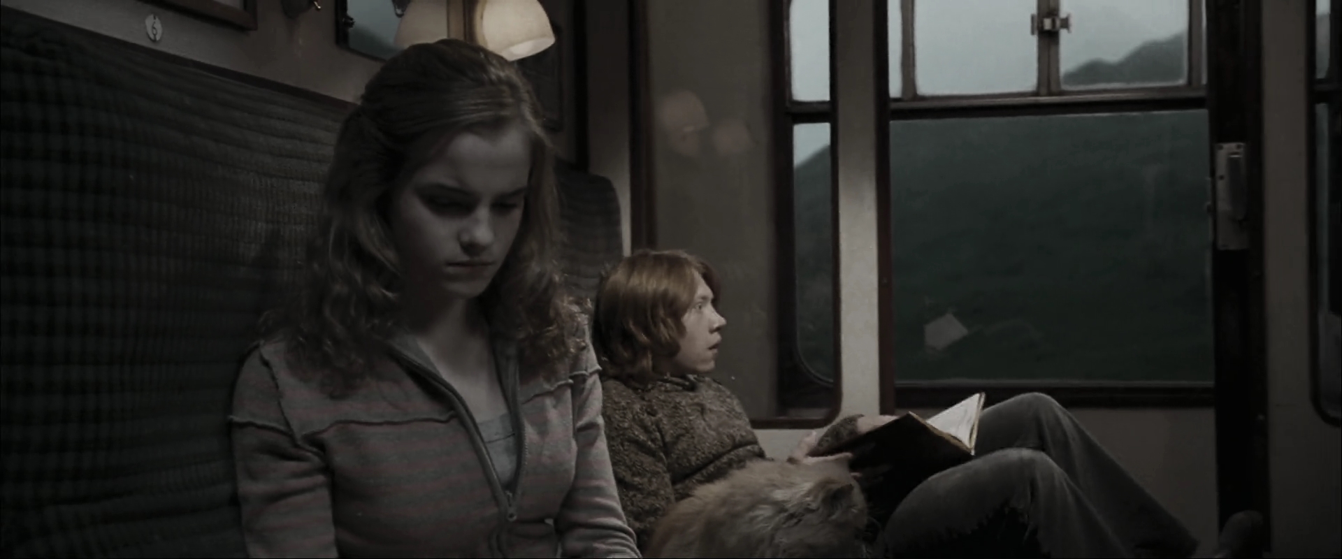 EmmaWatsonFan_dot_nl-HarryPotterAndTheGobletOfFire0793.jpg EmmaWatsonFan_dot_nl-HarryPotterAndTheGobletOfFire0793.jpg