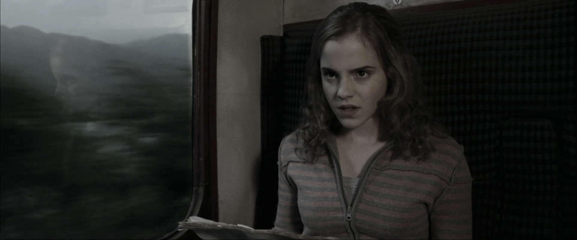 EmmaWatsonFan_dot_nl-HarryPotterAndTheGobletOfFire0845.jpg EmmaWatsonFan_dot_nl-HarryPotterAndTheGobletOfFire0845.jpg
