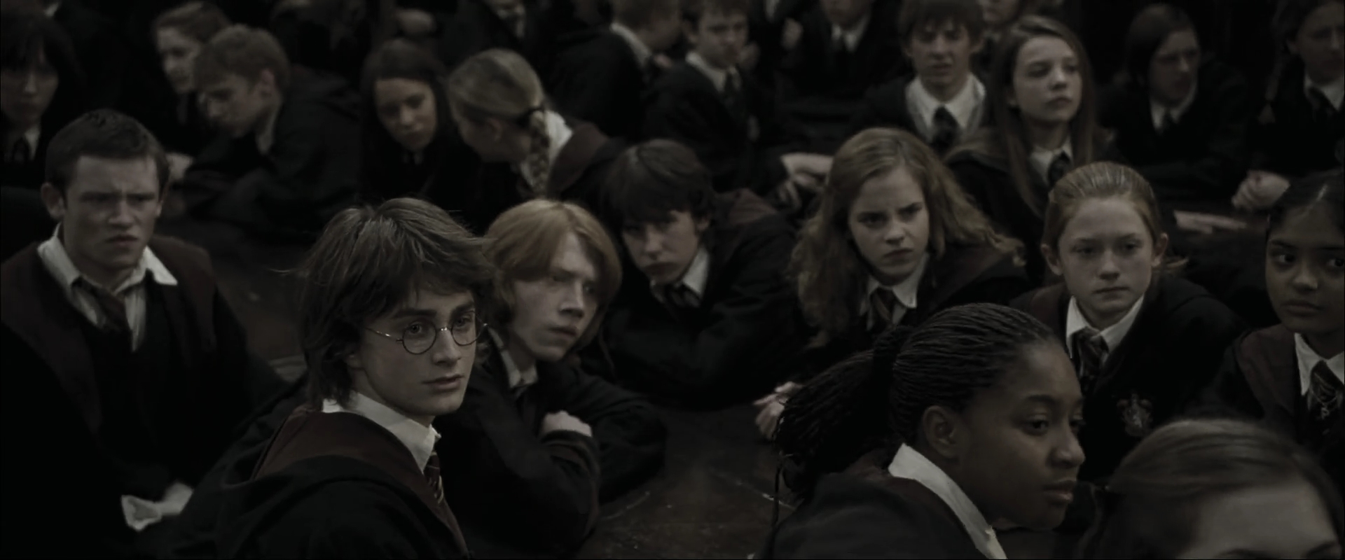 EmmaWatsonFan_dot_nl-HarryPotterAndTheGobletOfFire0957.jpg EmmaWatsonFan_dot_nl-HarryPotterAndTheGobletOfFire0957.jpg