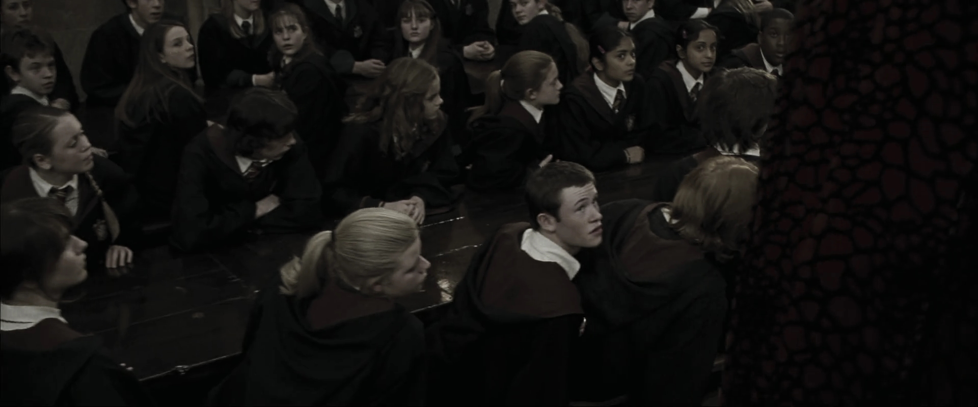 EmmaWatsonFan_dot_nl-HarryPotterAndTheGobletOfFire1030.jpg EmmaWatsonFan_dot_nl-HarryPotterAndTheGobletOfFire1030.jpg