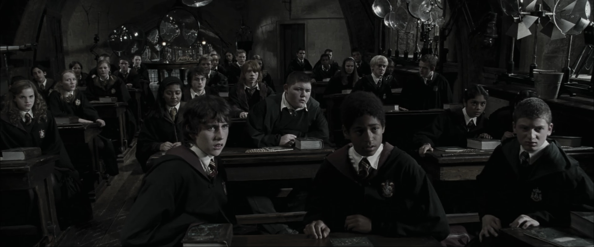 EmmaWatsonFan_dot_nl-HarryPotterAndTheGobletOfFire1482.jpg EmmaWatsonFan_dot_nl-HarryPotterAndTheGobletOfFire1482.jpg