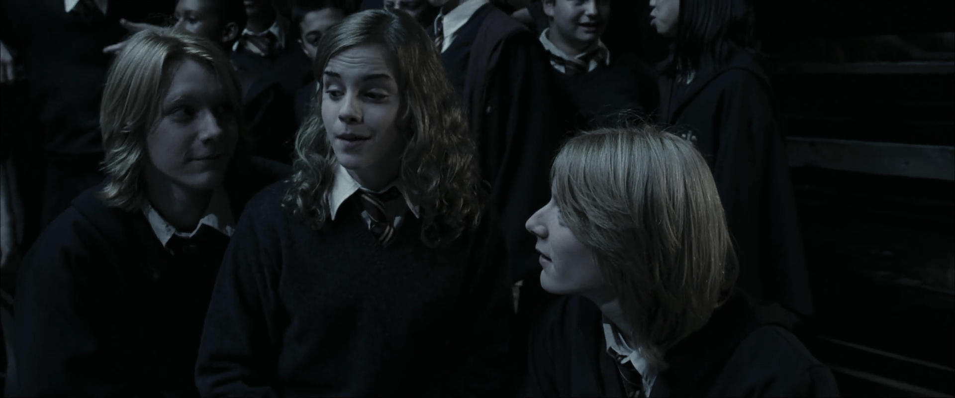 EmmaWatsonFan_dot_nl-HarryPotterAndTheGobletOfFire1718.jpg EmmaWatsonFan_dot_nl-HarryPotterAndTheGobletOfFire1718.jpg