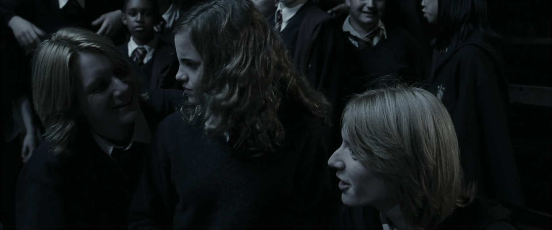 EmmaWatsonFan_dot_nl-HarryPotterAndTheGobletOfFire1731.jpg EmmaWatsonFan_dot_nl-HarryPotterAndTheGobletOfFire1731.jpg