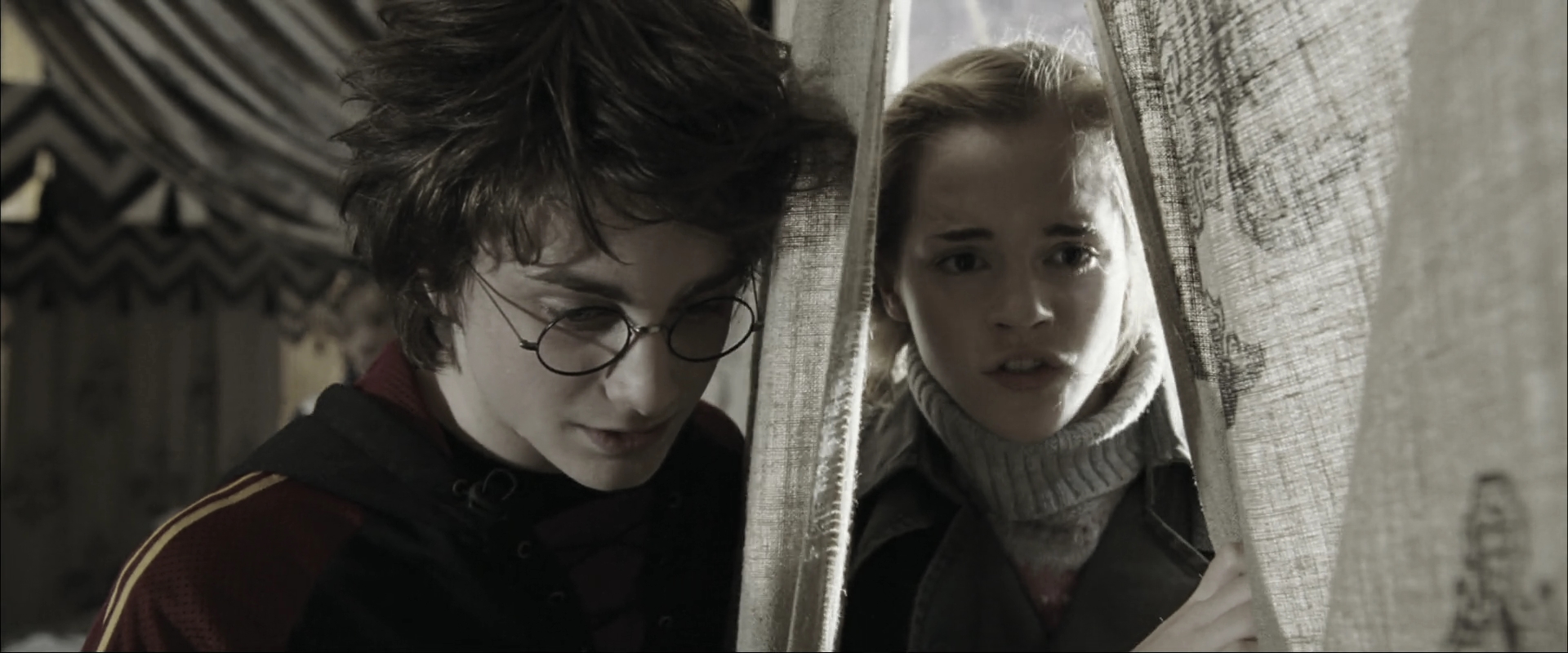 EmmaWatsonFan_dot_nl-HarryPotterAndTheGobletOfFire3178.jpg EmmaWatsonFan_dot_nl-HarryPotterAndTheGobletOfFire3178.jpg