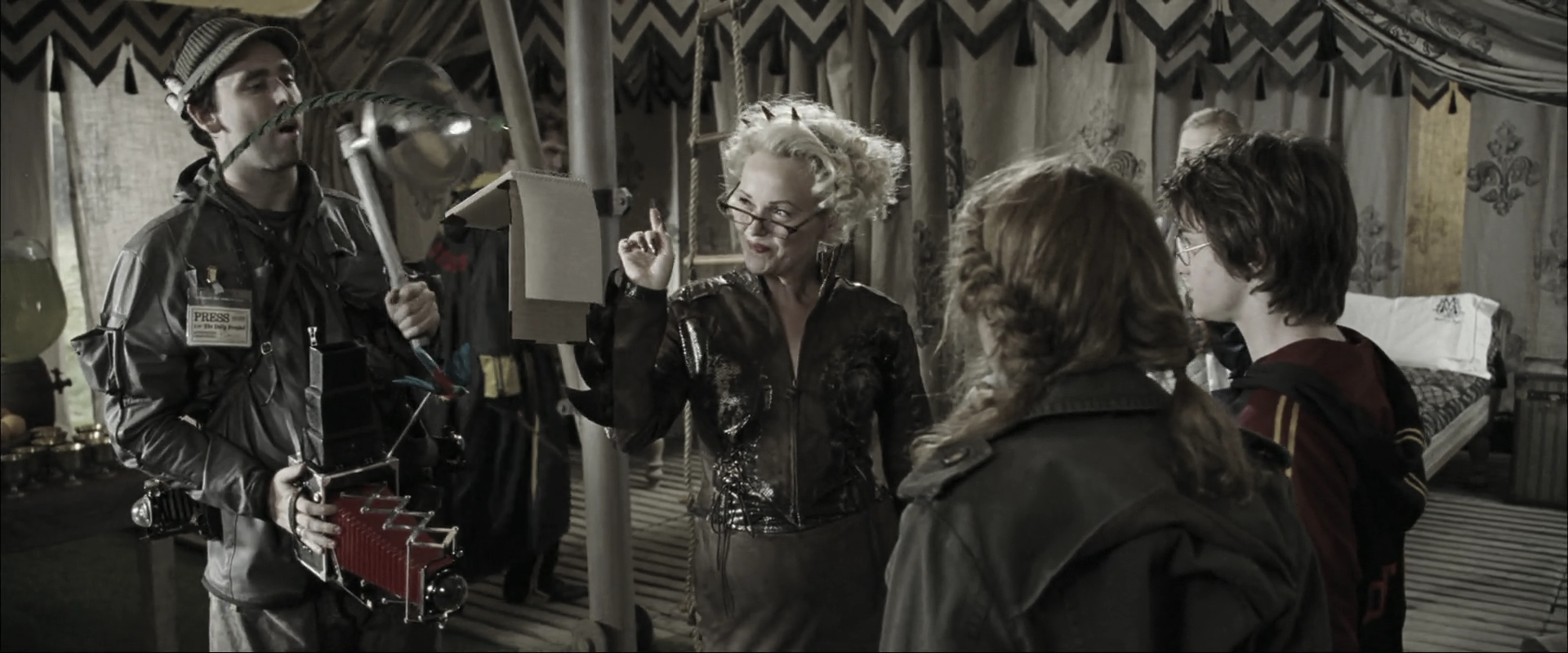 EmmaWatsonFan_dot_nl-HarryPotterAndTheGobletOfFire3196.jpg EmmaWatsonFan_dot_nl-HarryPotterAndTheGobletOfFire3196.jpg