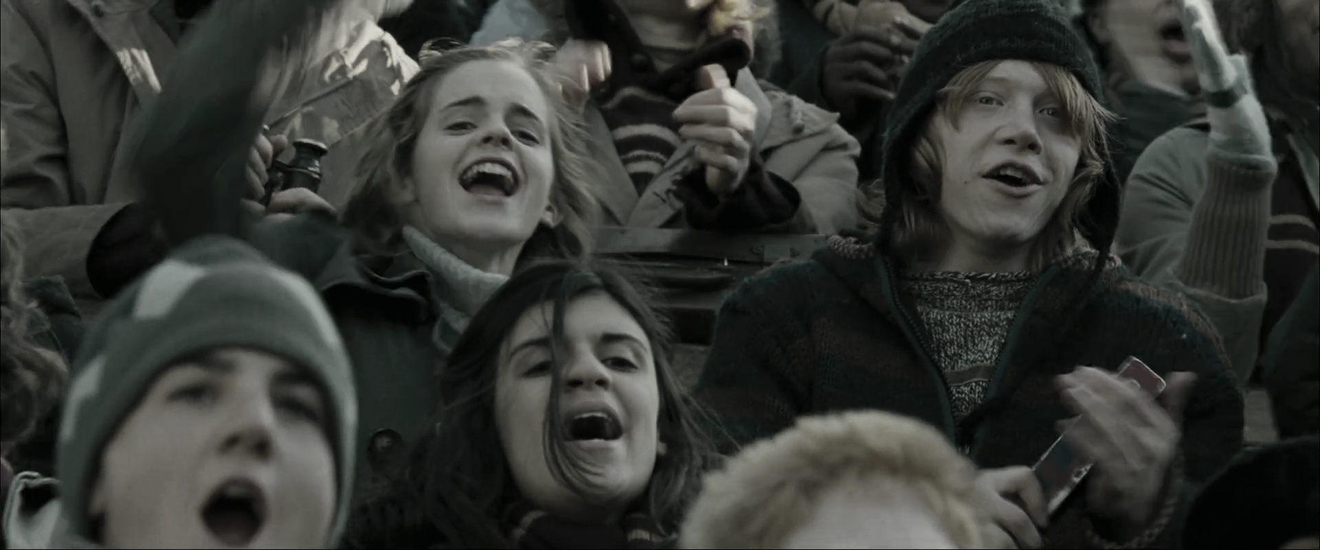 EmmaWatsonFan_dot_nl-HarryPotterAndTheGobletOfFire3449.jpg EmmaWatsonFan_dot_nl-HarryPotterAndTheGobletOfFire3449.jpg