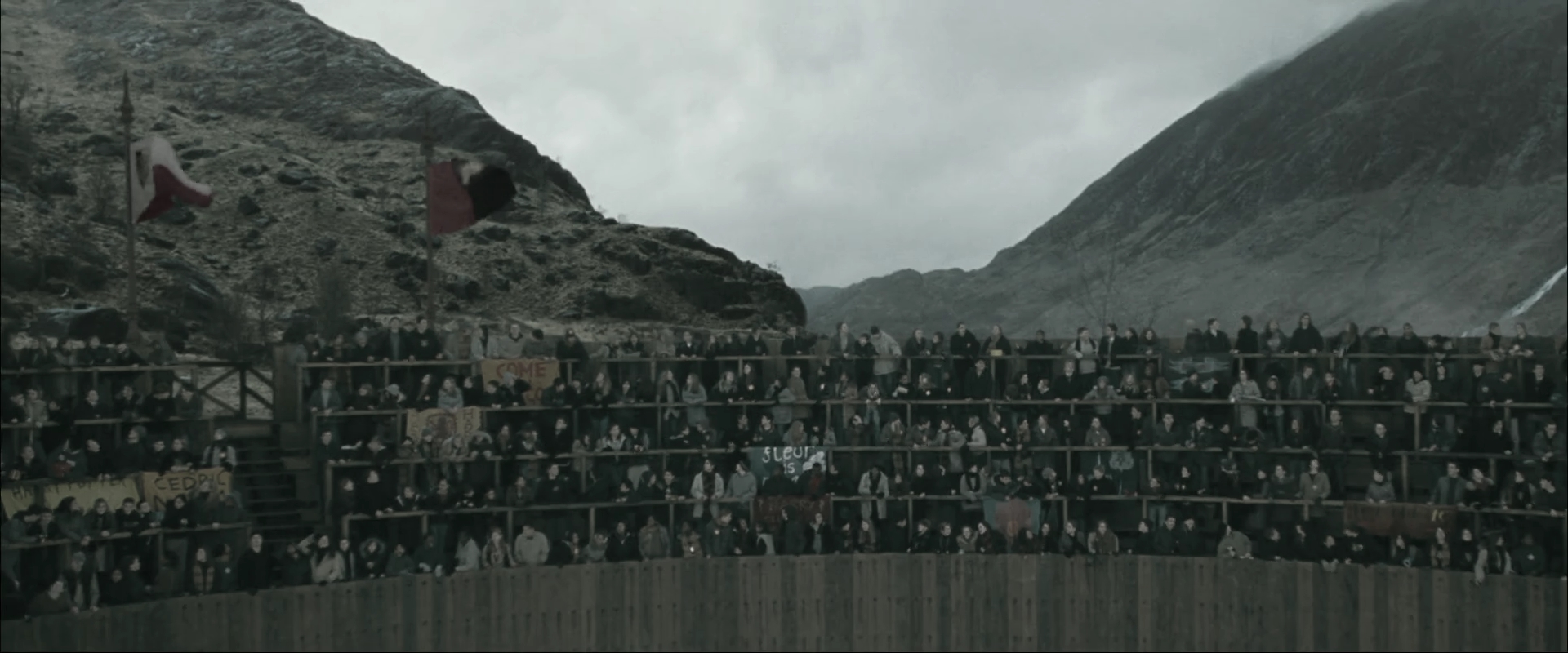 EmmaWatsonFan_dot_nl-HarryPotterAndTheGobletOfFire3613.jpg EmmaWatsonFan_dot_nl-HarryPotterAndTheGobletOfFire3613.jpg