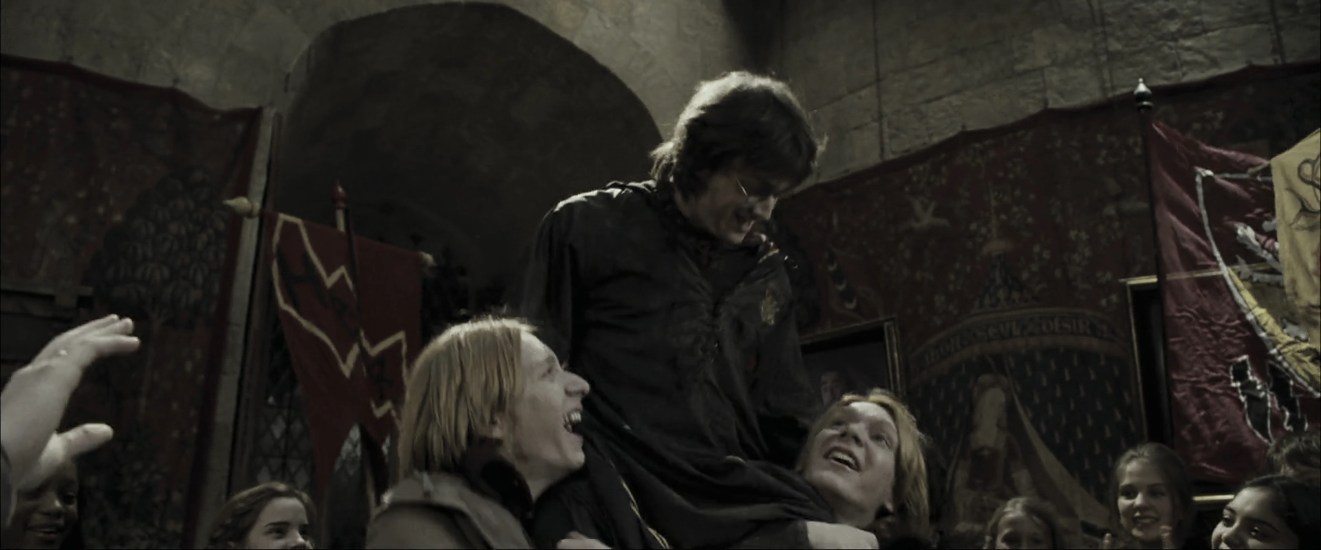 EmmaWatsonFan_dot_nl-HarryPotterAndTheGobletOfFire3647.jpg EmmaWatsonFan_dot_nl-HarryPotterAndTheGobletOfFire3647.jpg