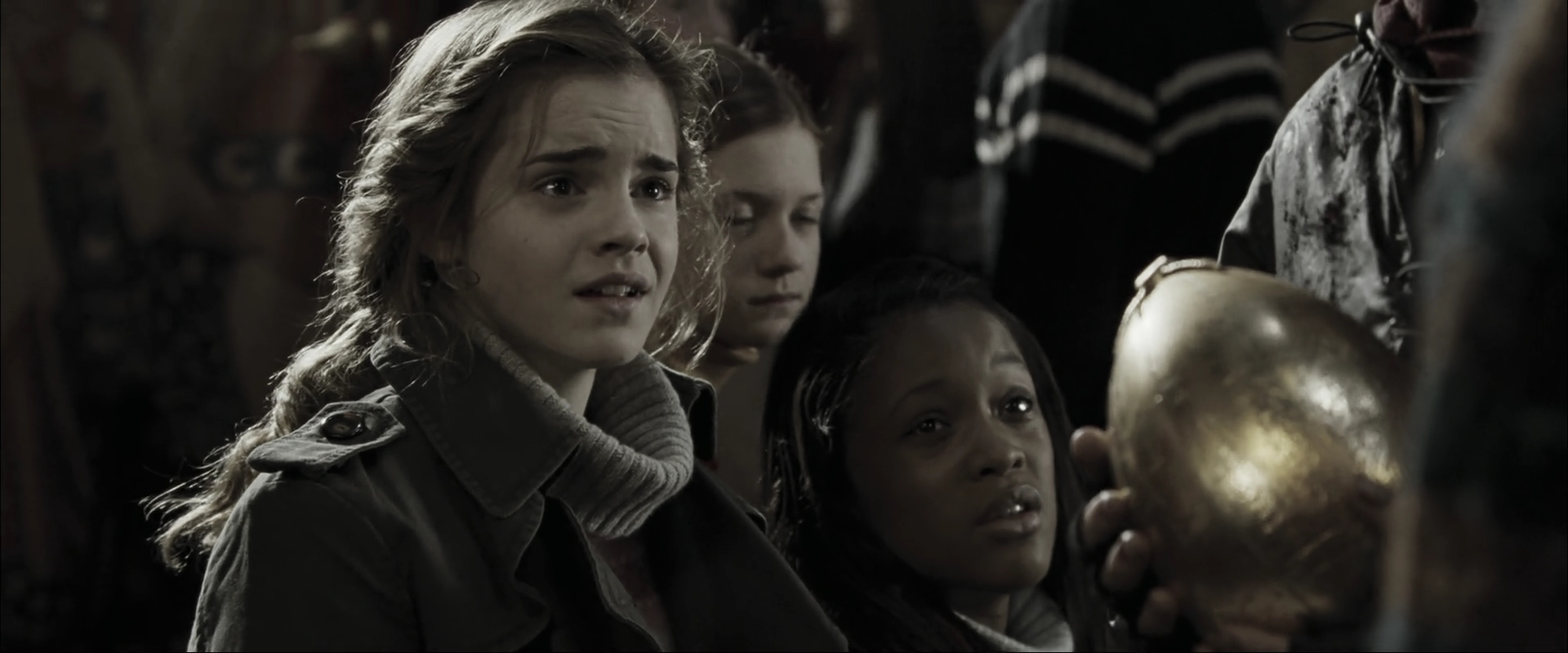 EmmaWatsonFan_dot_nl-HarryPotterAndTheGobletOfFire3747.jpg EmmaWatsonFan_dot_nl-HarryPotterAndTheGobletOfFire3747.jpg