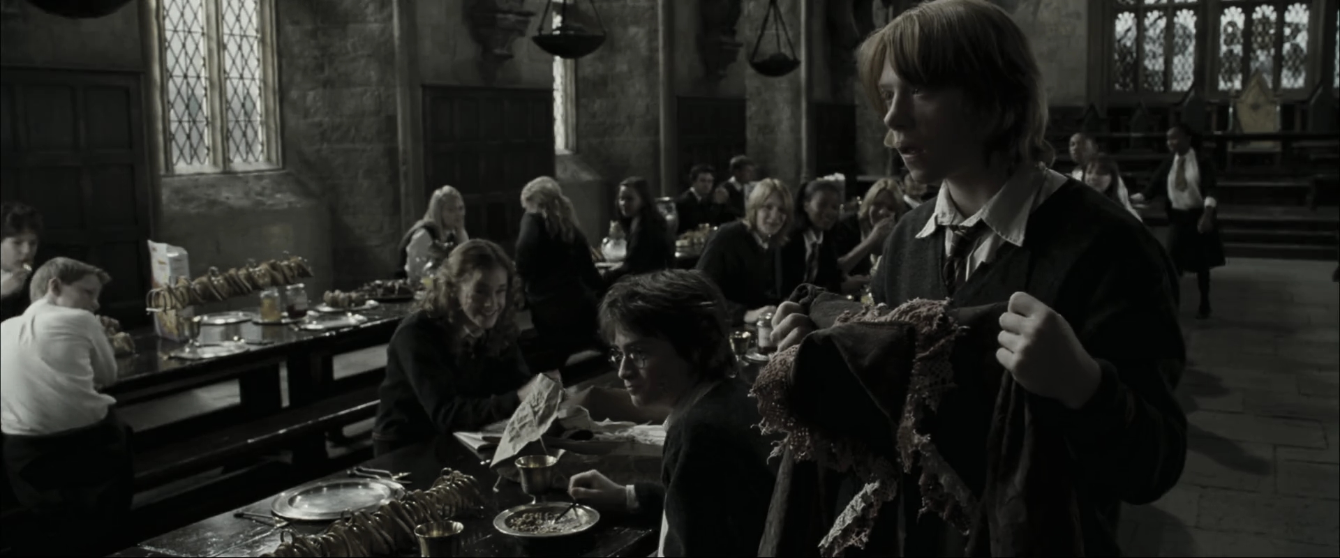 EmmaWatsonFan_dot_nl-HarryPotterAndTheGobletOfFire3854.jpg