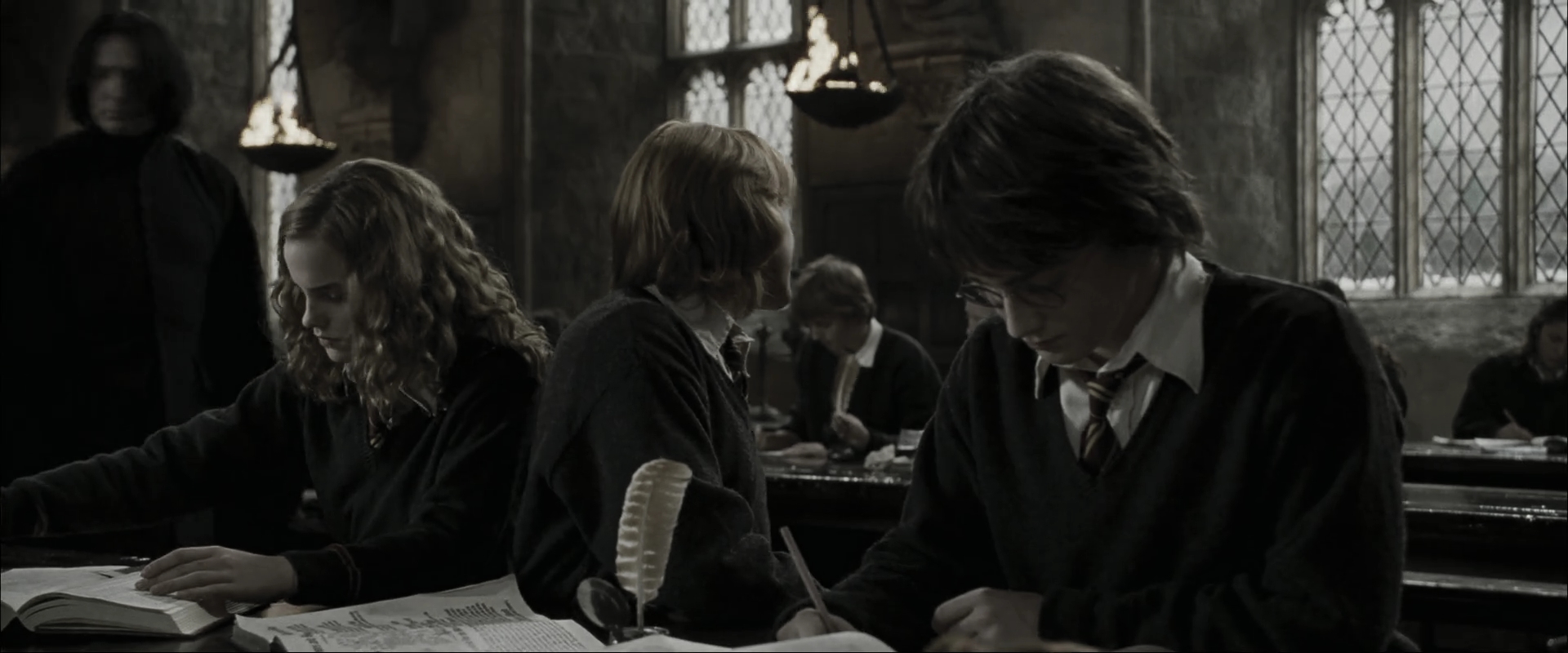 EmmaWatsonFan_dot_nl-HarryPotterAndTheGobletOfFire4087.jpg EmmaWatsonFan_dot_nl-HarryPotterAndTheGobletOfFire4087.jpg