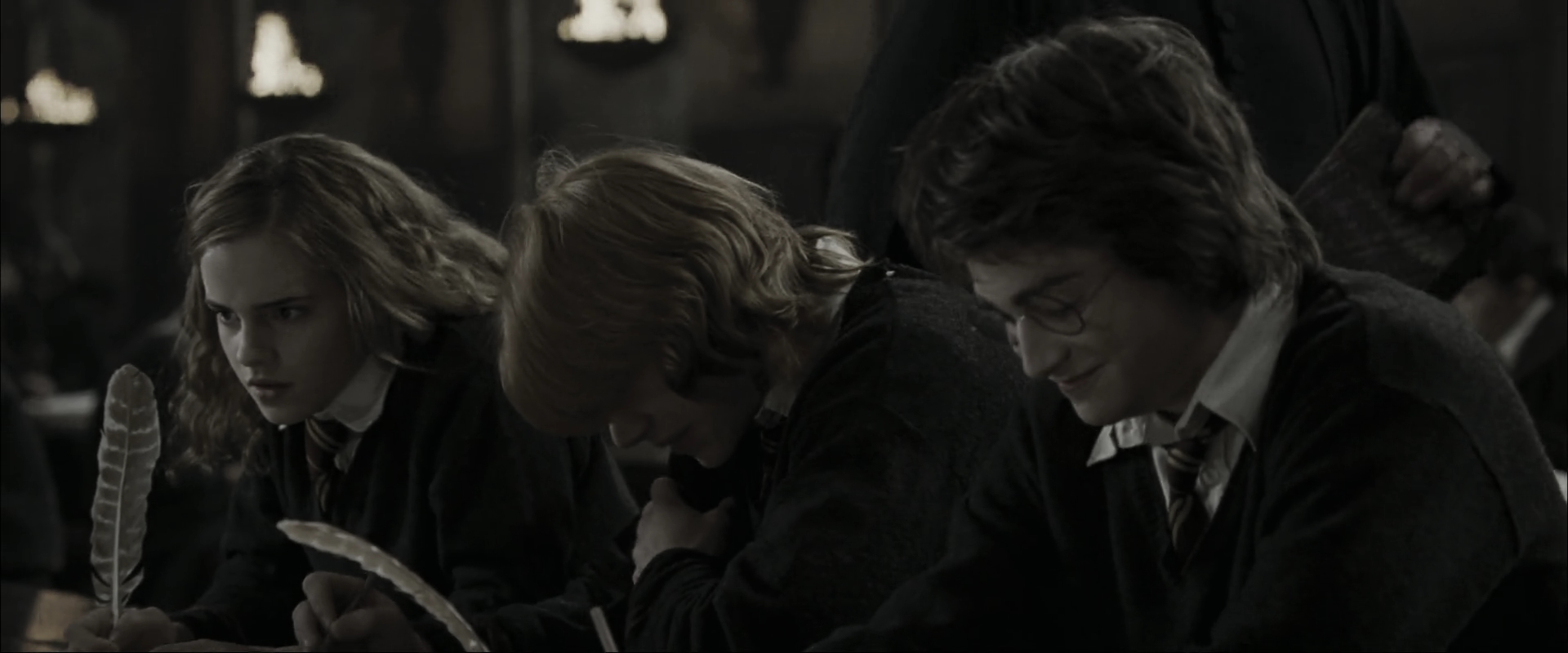 EmmaWatsonFan_dot_nl-HarryPotterAndTheGobletOfFire4144.jpg EmmaWatsonFan_dot_nl-HarryPotterAndTheGobletOfFire4144.jpg