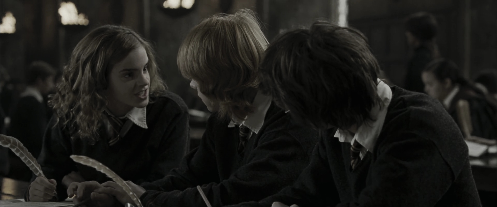 EmmaWatsonFan_dot_nl-HarryPotterAndTheGobletOfFire4155.jpg EmmaWatsonFan_dot_nl-HarryPotterAndTheGobletOfFire4155.jpg