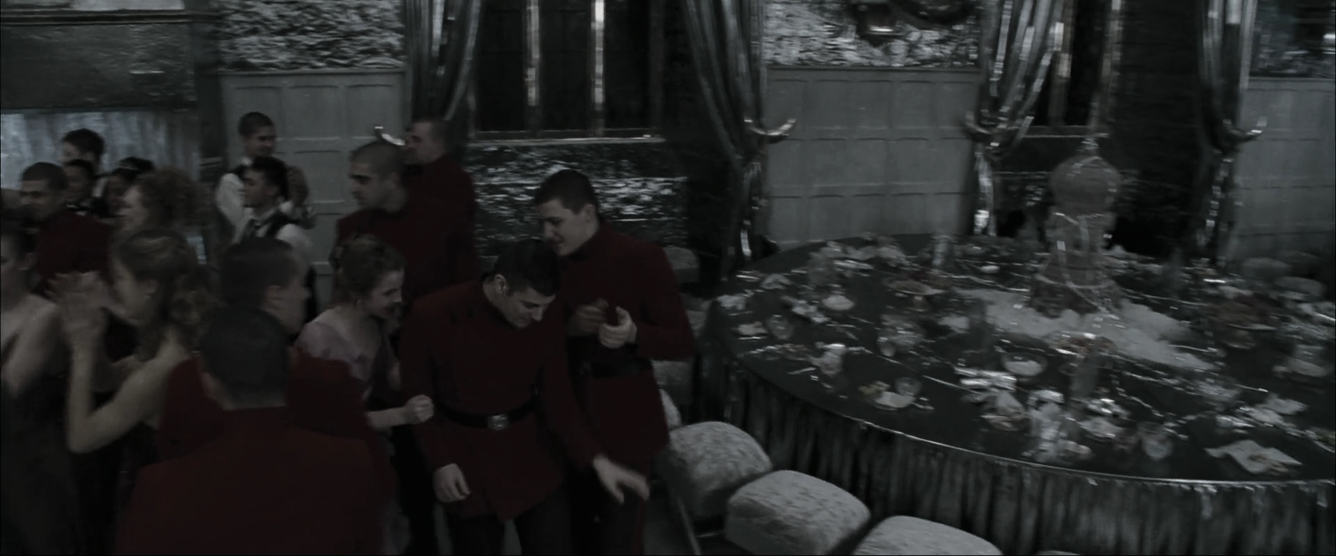 EmmaWatsonFan_dot_nl-HarryPotterAndTheGobletOfFire4647.jpg EmmaWatsonFan_dot_nl-HarryPotterAndTheGobletOfFire4647.jpg