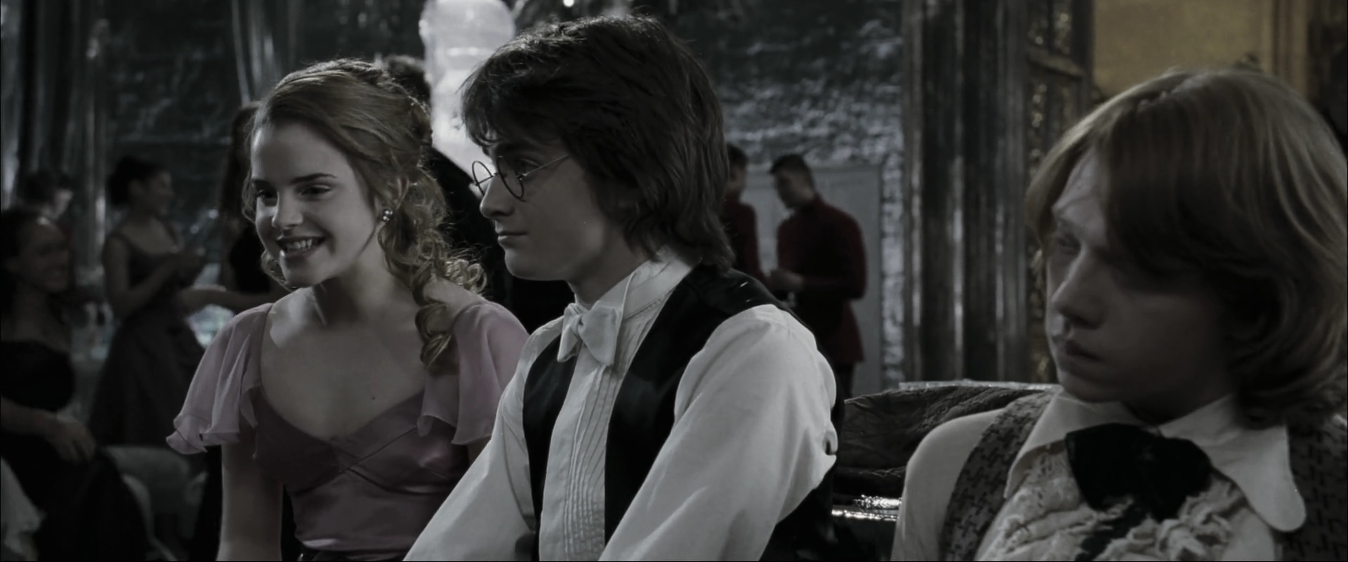 EmmaWatsonFan_dot_nl-HarryPotterAndTheGobletOfFire4668.jpg EmmaWatsonFan_dot_nl-HarryPotterAndTheGobletOfFire4668.jpg
