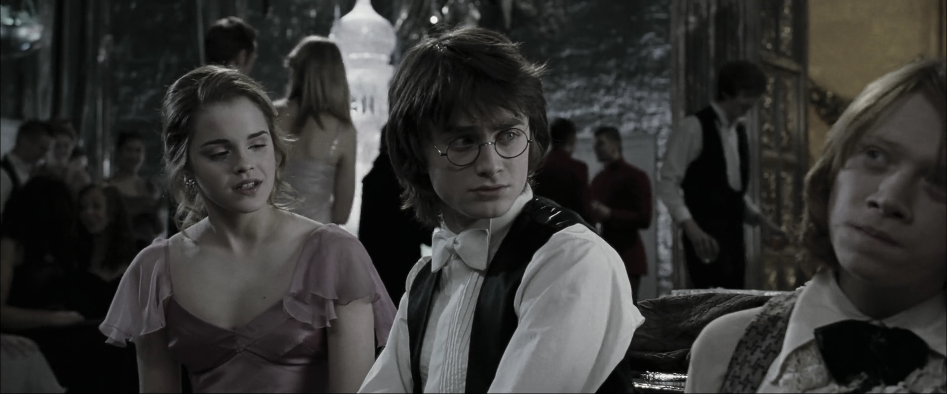 EmmaWatsonFan_dot_nl-HarryPotterAndTheGobletOfFire4678.jpg EmmaWatsonFan_dot_nl-HarryPotterAndTheGobletOfFire4678.jpg
