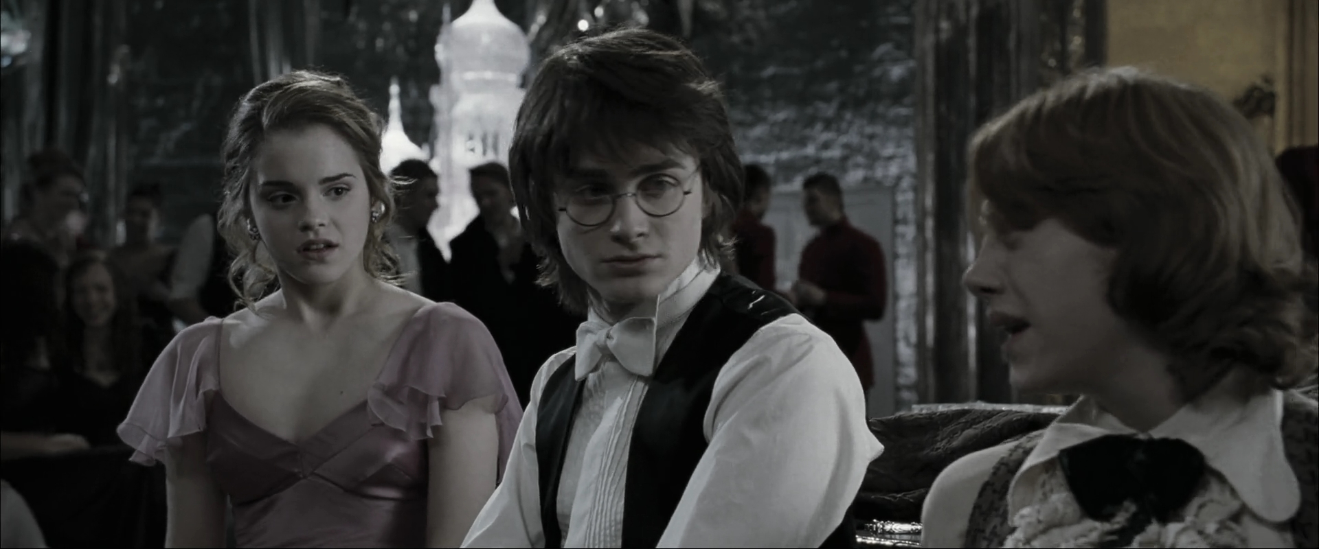 EmmaWatsonFan_dot_nl-HarryPotterAndTheGobletOfFire4681.jpg EmmaWatsonFan_dot_nl-HarryPotterAndTheGobletOfFire4681.jpg