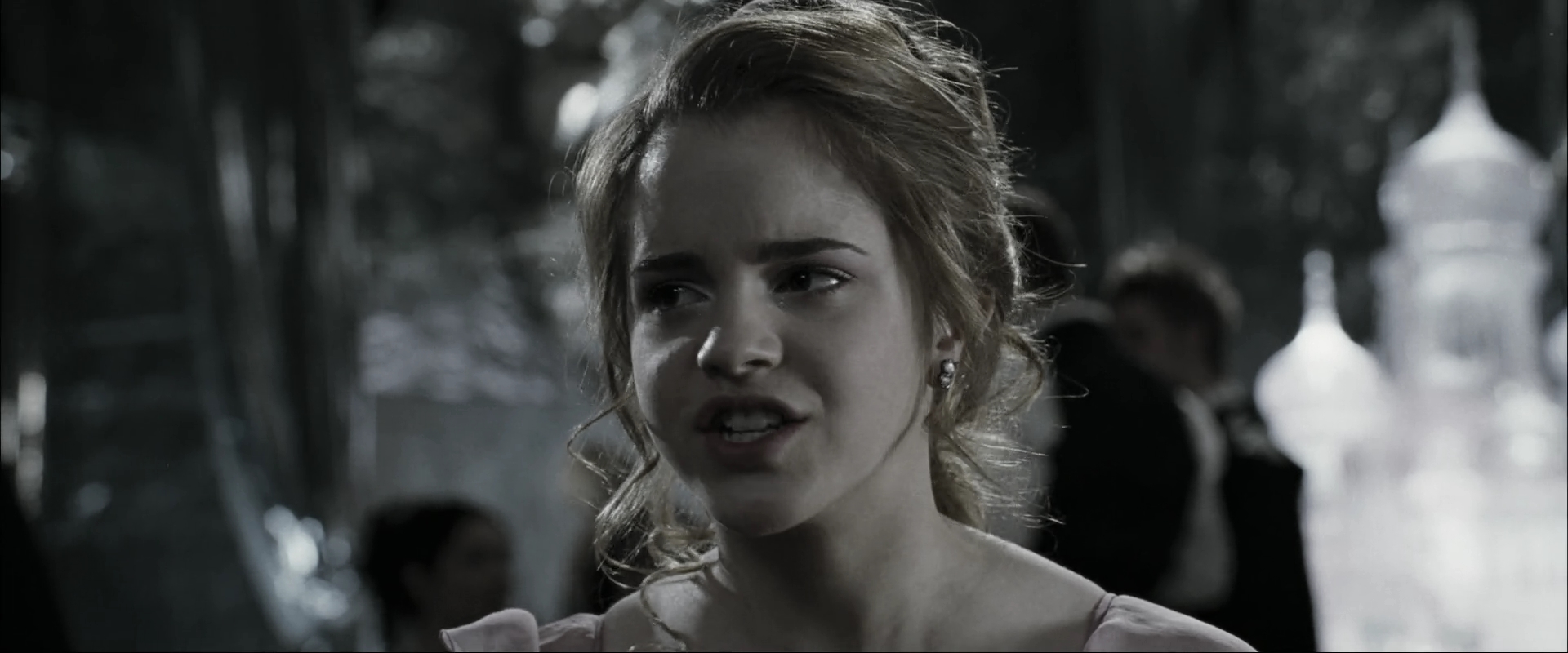 EmmaWatsonFan_dot_nl-HarryPotterAndTheGobletOfFire4694.jpg EmmaWatsonFan_dot_nl-HarryPotterAndTheGobletOfFire4694.jpg