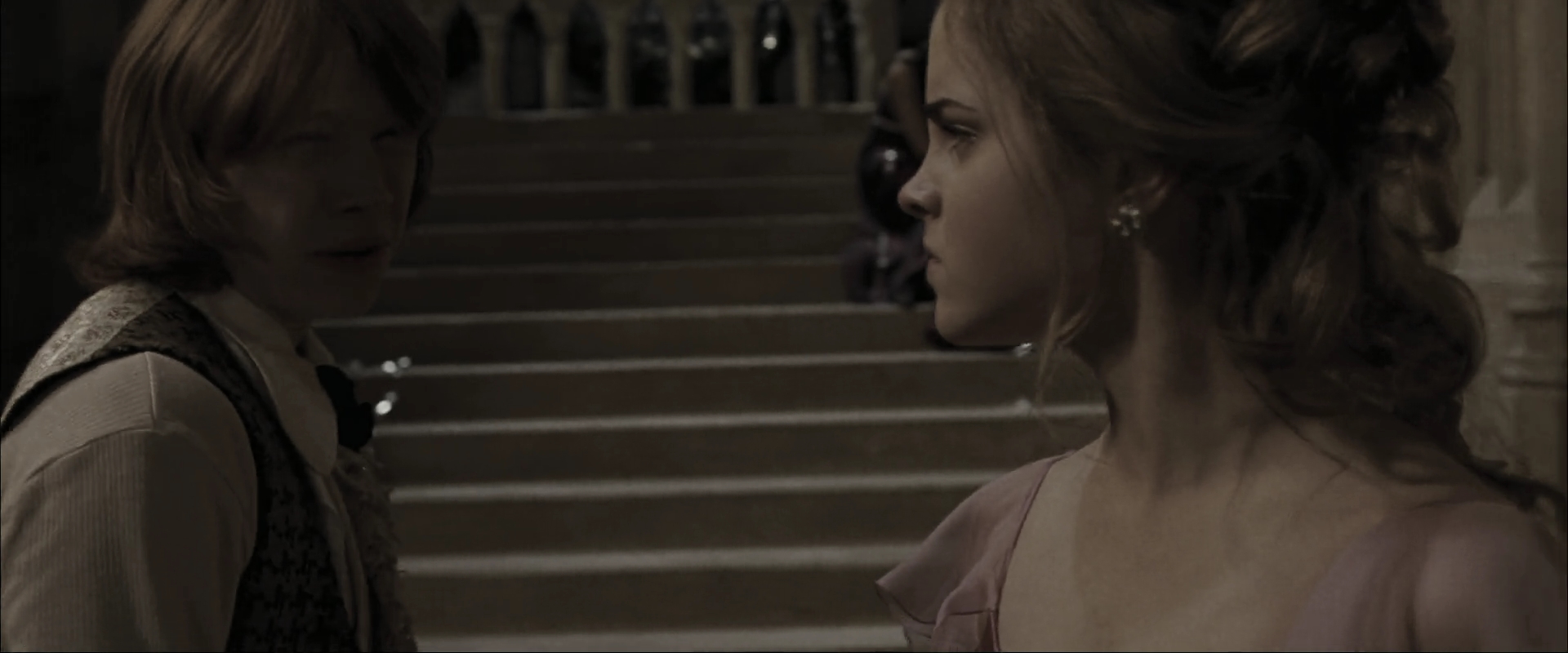 EmmaWatsonFan_dot_nl-HarryPotterAndTheGobletOfFire4744.jpg EmmaWatsonFan_dot_nl-HarryPotterAndTheGobletOfFire4744.jpg