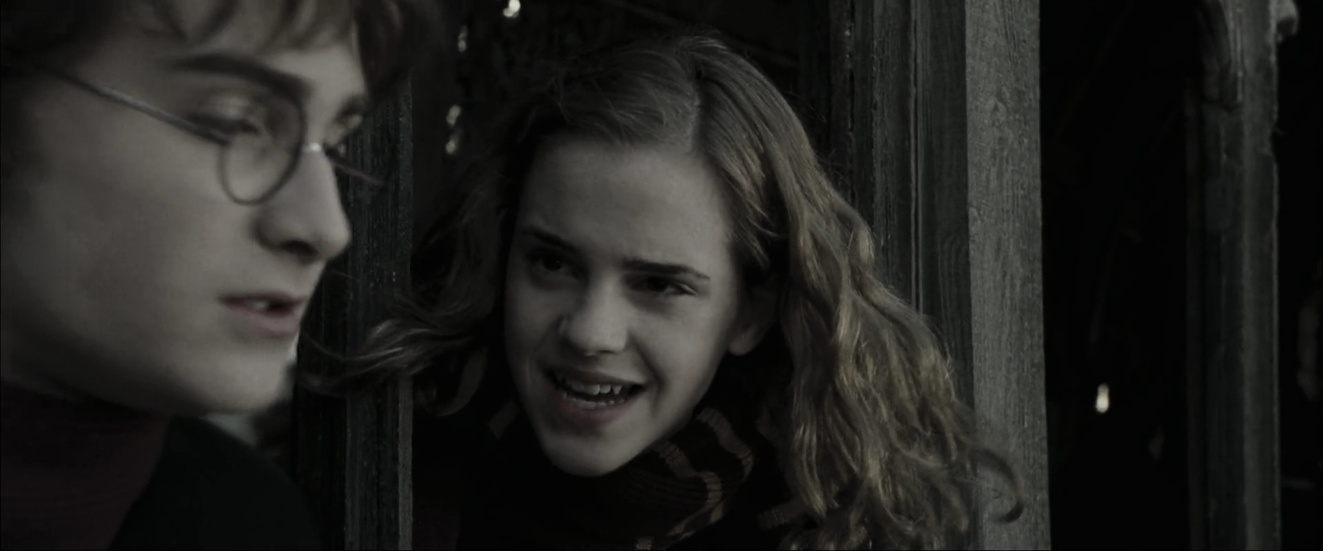 EmmaWatsonFan_dot_nl-HarryPotterAndTheGobletOfFire4920.jpg EmmaWatsonFan_dot_nl-HarryPotterAndTheGobletOfFire4920.jpg