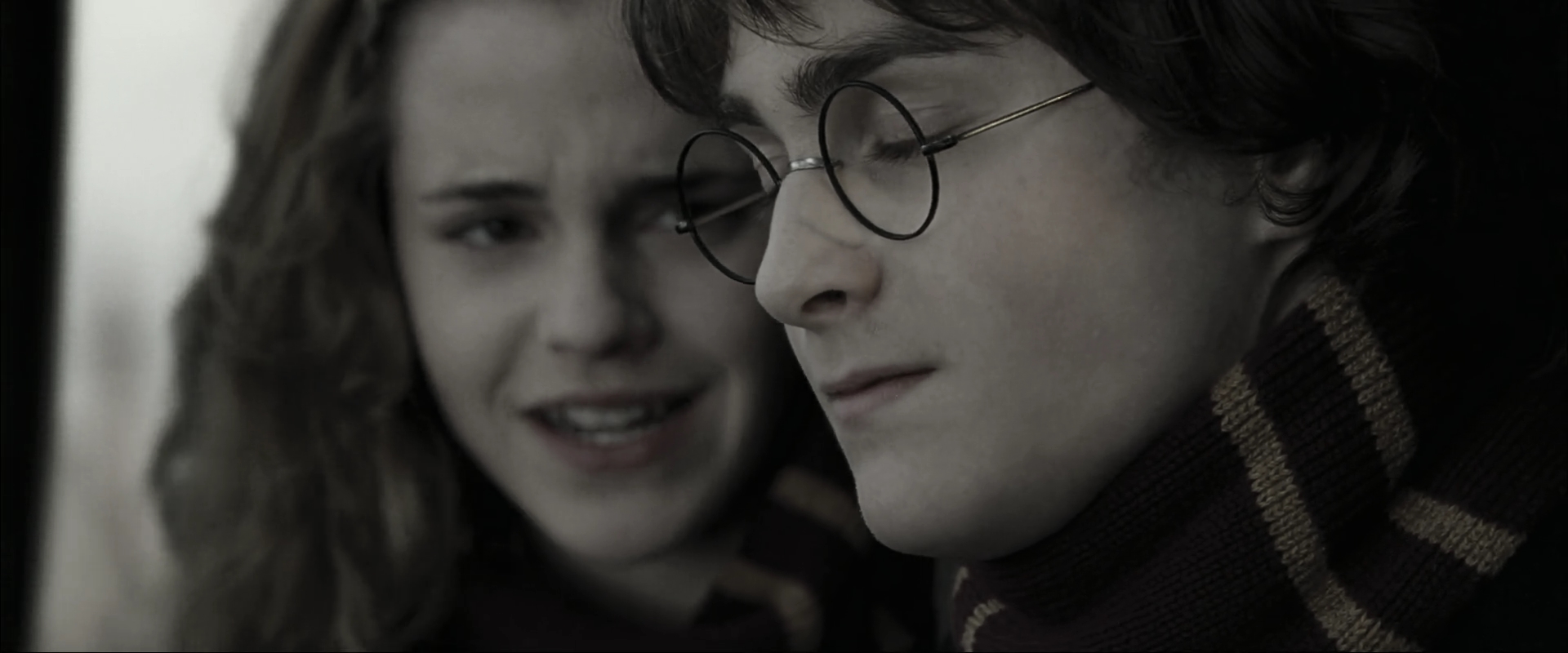 EmmaWatsonFan_dot_nl-HarryPotterAndTheGobletOfFire4933.jpg EmmaWatsonFan_dot_nl-HarryPotterAndTheGobletOfFire4933.jpg