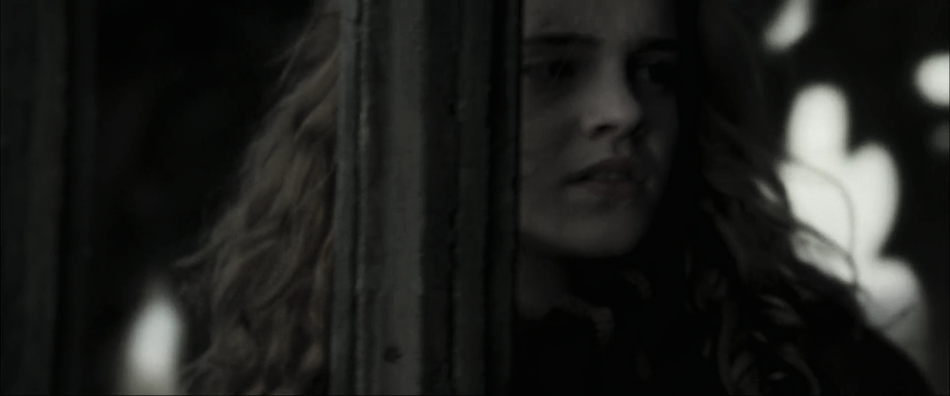 EmmaWatsonFan_dot_nl-HarryPotterAndTheGobletOfFire4942.jpg EmmaWatsonFan_dot_nl-HarryPotterAndTheGobletOfFire4942.jpg