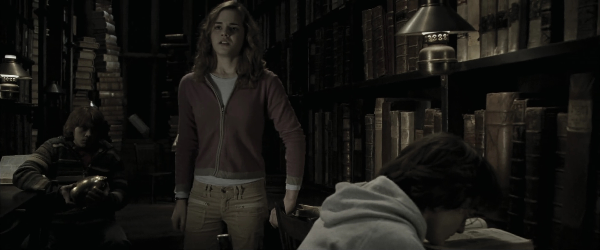 EmmaWatsonFan_dot_nl-HarryPotterAndTheGobletOfFire5166.jpg
