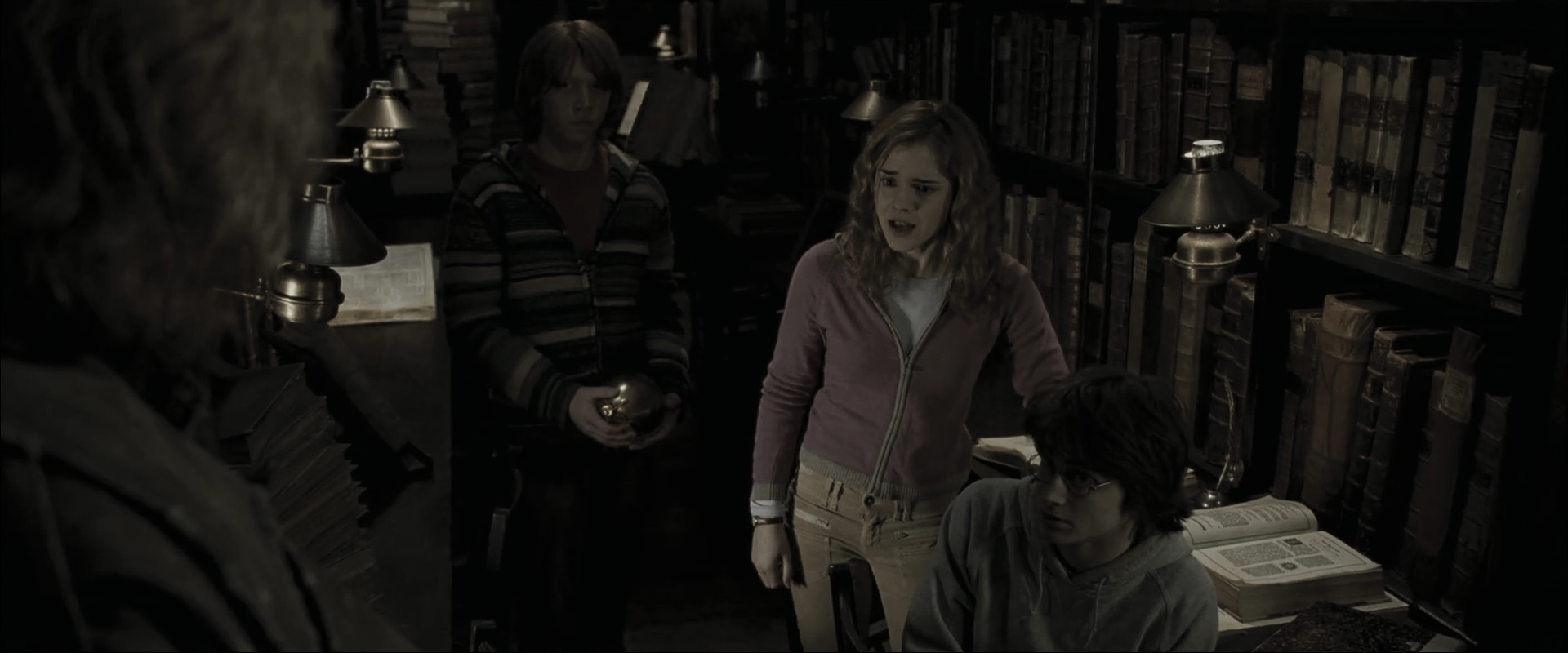 EmmaWatsonFan_dot_nl-HarryPotterAndTheGobletOfFire5191.jpg EmmaWatsonFan_dot_nl-HarryPotterAndTheGobletOfFire5191.jpg