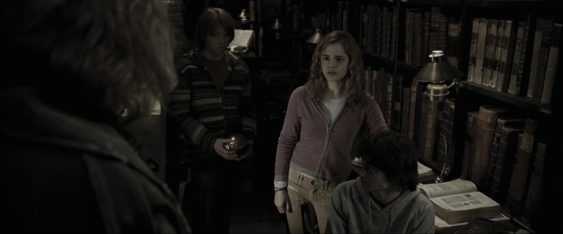 EmmaWatsonFan_dot_nl-HarryPotterAndTheGobletOfFire5196.jpg EmmaWatsonFan_dot_nl-HarryPotterAndTheGobletOfFire5196.jpg