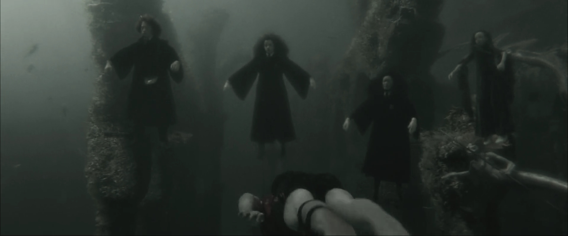 EmmaWatsonFan_dot_nl-HarryPotterAndTheGobletOfFire5481.jpg EmmaWatsonFan_dot_nl-HarryPotterAndTheGobletOfFire5481.jpg